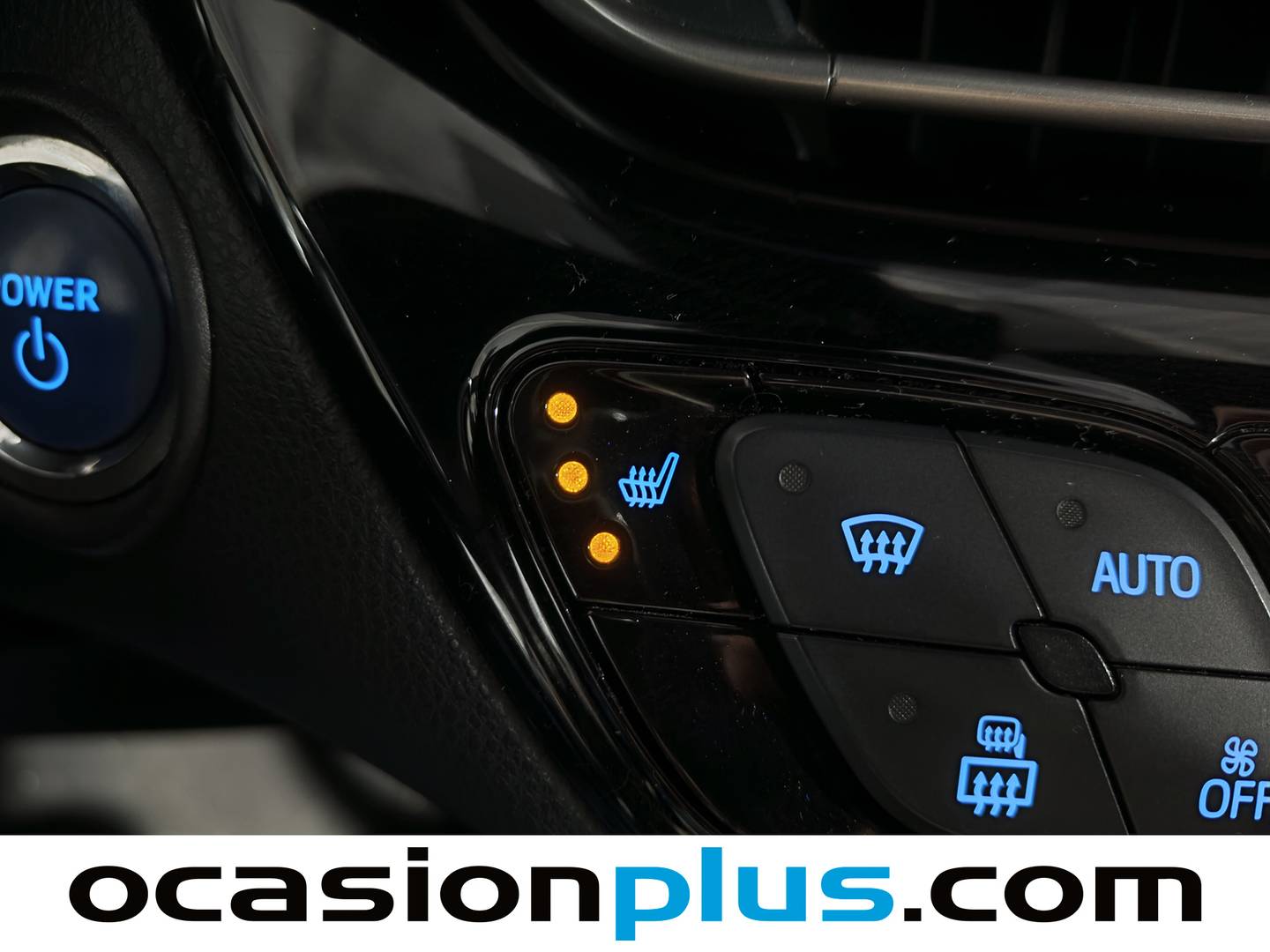 Extras y acabados del Toyota C-HR Toyota C-HR 1.8 125H Advance (122 CV)