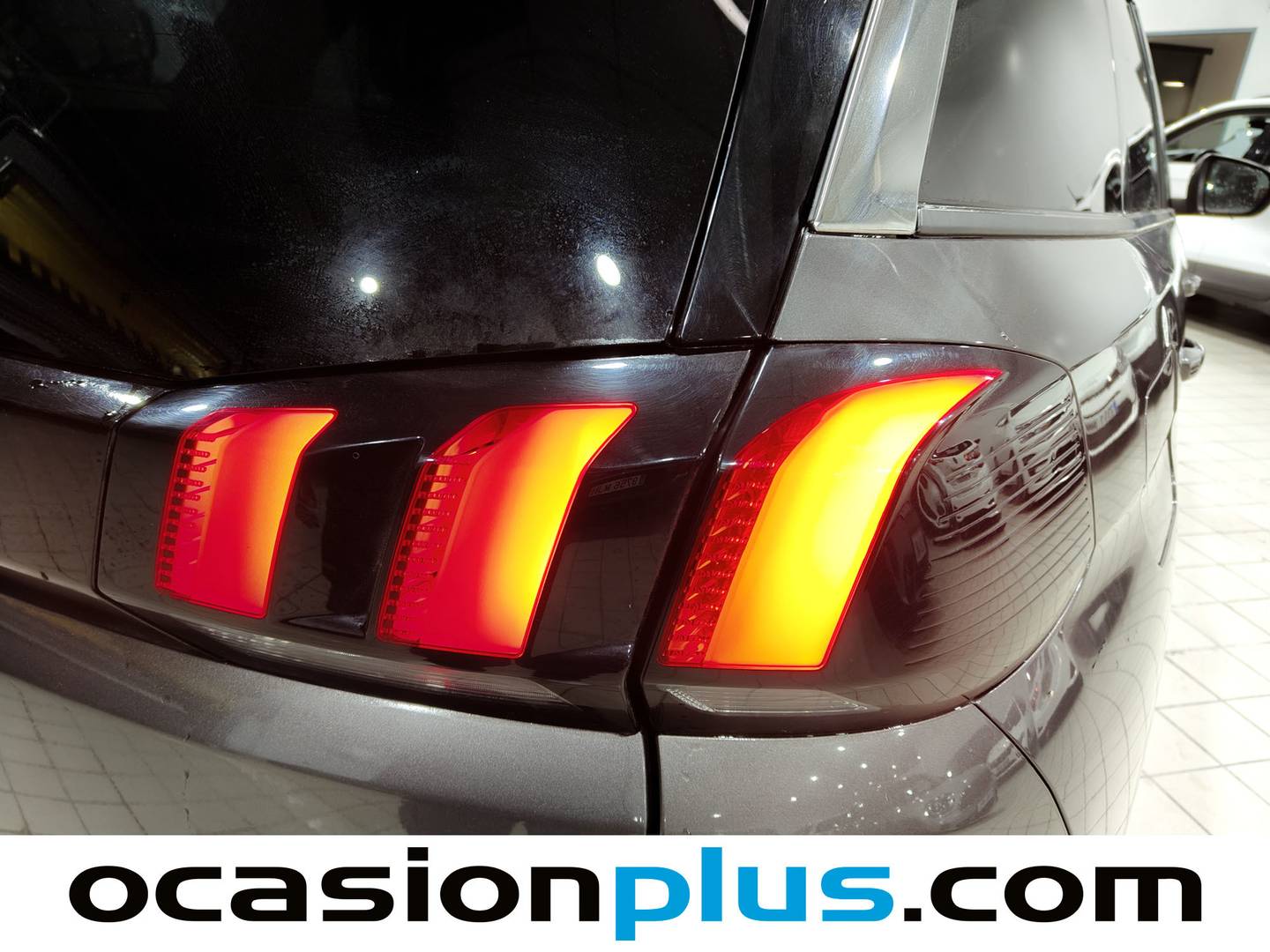 Peugeot 5008 Peugeot 5008 PureTech 130 S&S Allure EAT8 (130 CV) gasolina