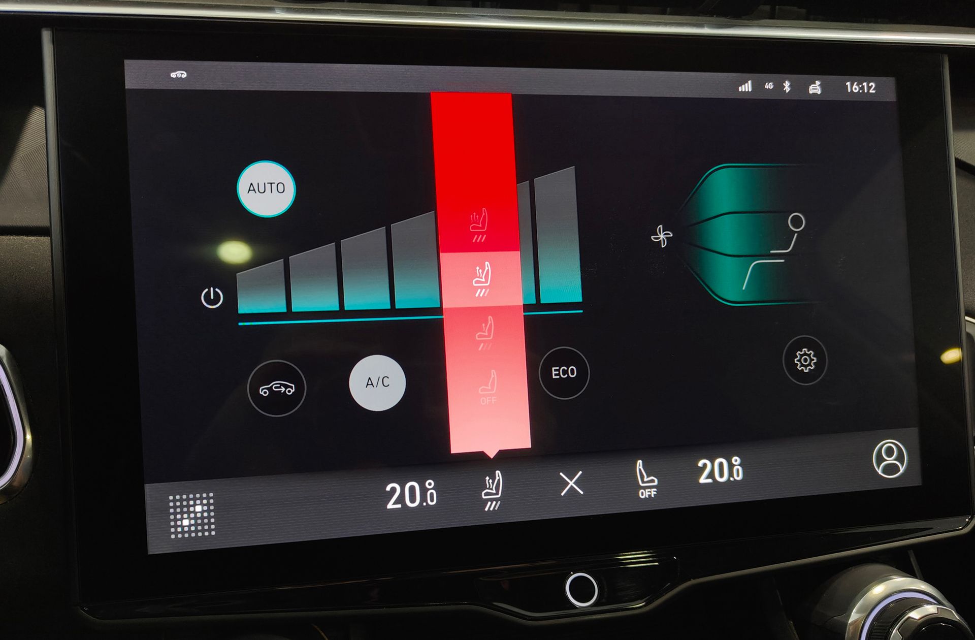 Lynk & Co 01 1.5 PHEV - foto 8