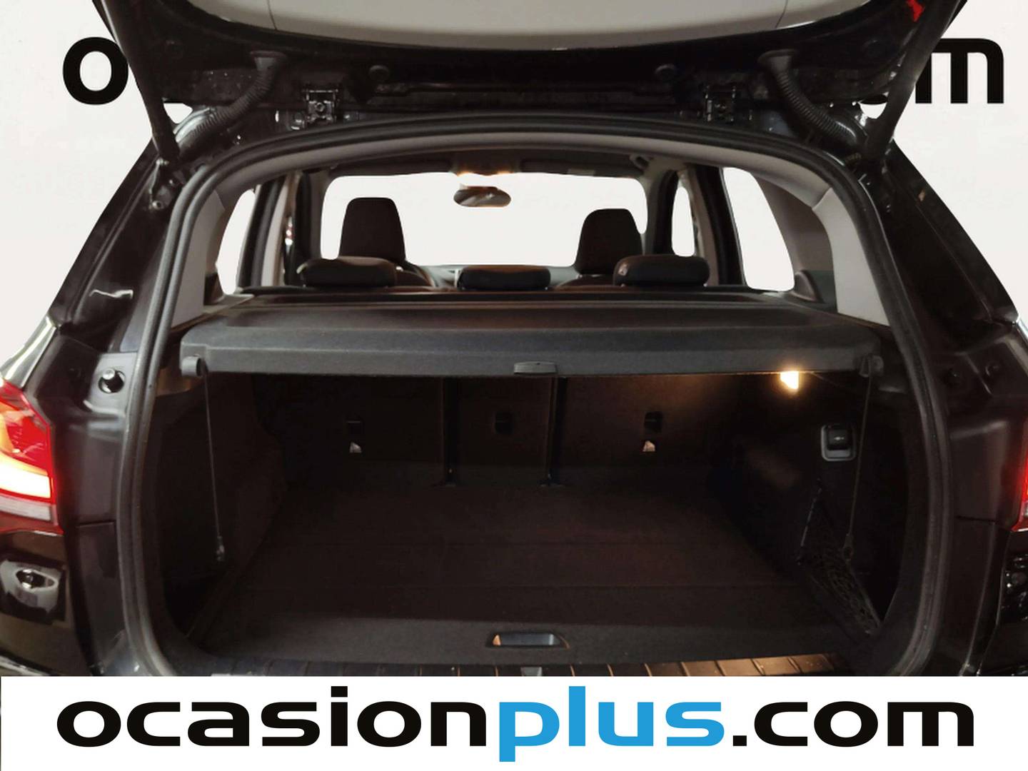 Fotos maletero BMW X1 BMW X1 sDrive18d (150 CV)