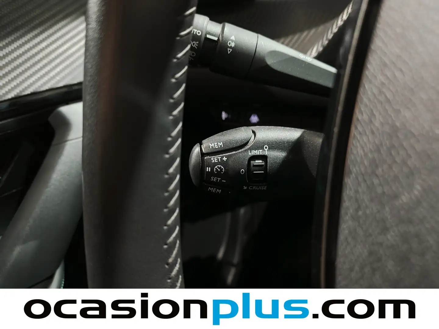 Foto Peugeot 2008 Peugeot 2008 PureTech 100 S&S Allure (100 CV)