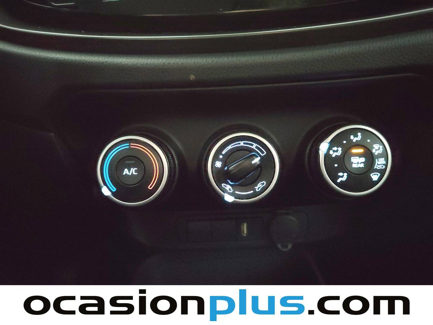 Foto Toyota Aygo X Cross Toyota Aygo X Cross 1.0 VVT-I Play (72 CV)