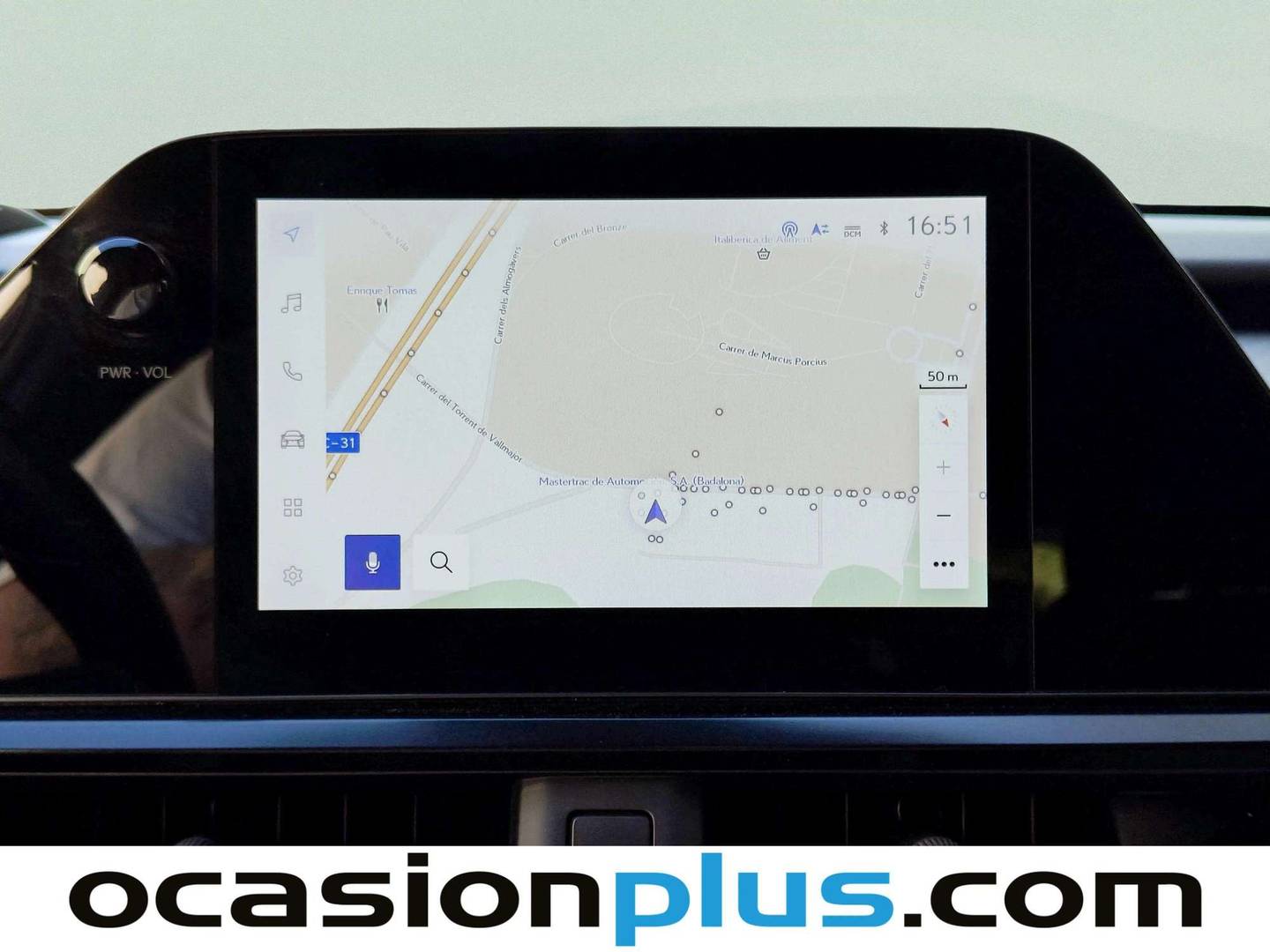 Extras y acabados del Lexus UX Lexus UX 250h Business 2WD (184 CV)