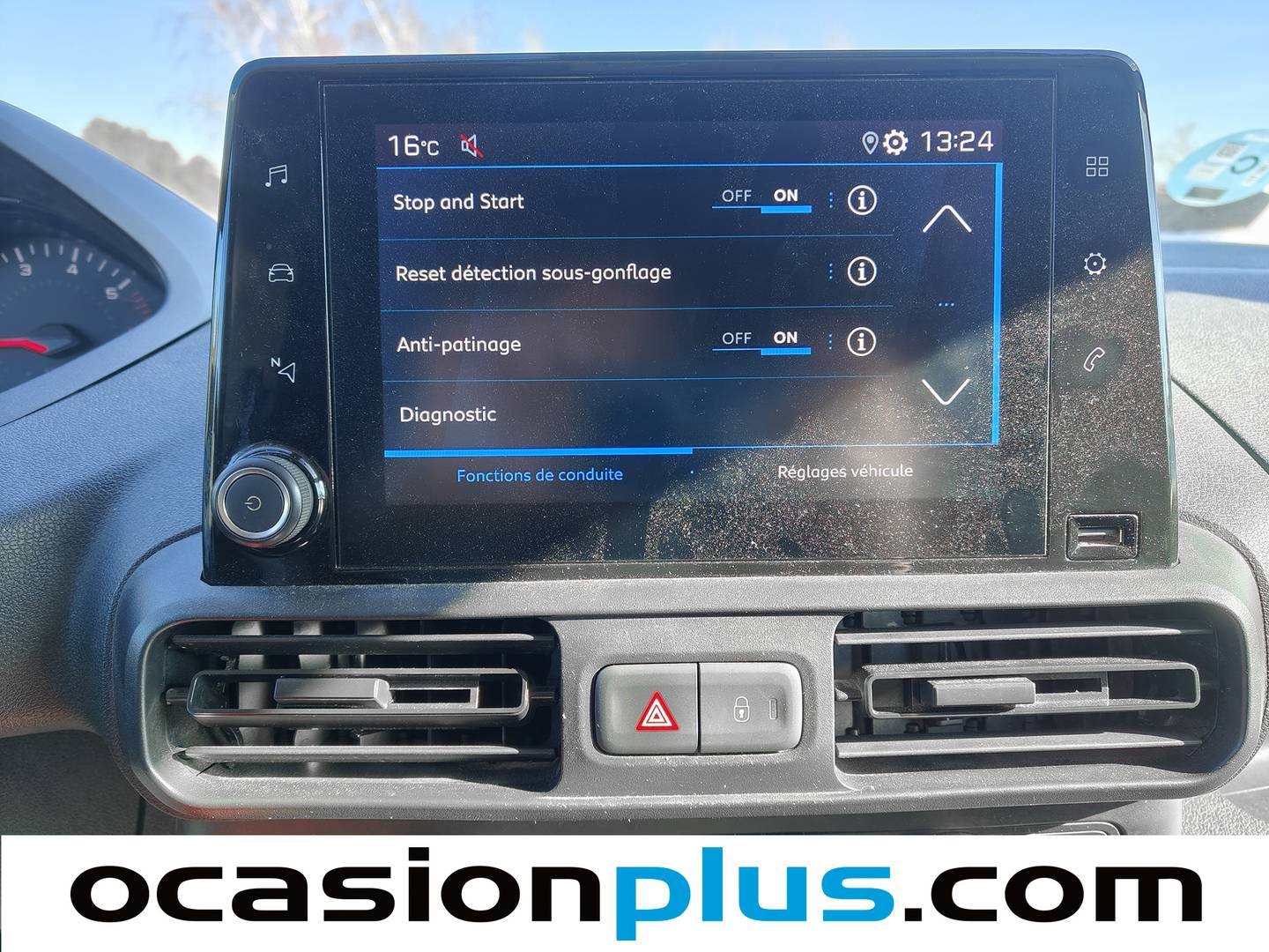 Foto Peugeot Partner Peugeot Partner BlueHDi 100 S&S Premium Standard 600kg (98 CV)