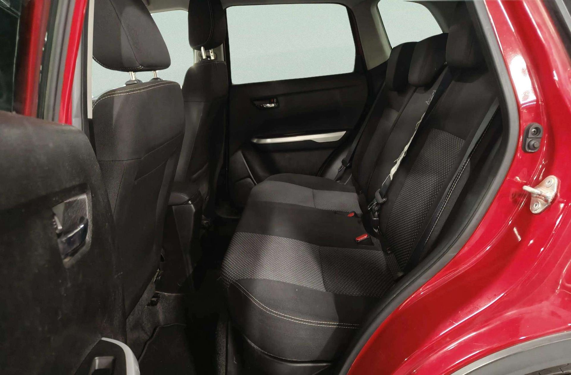 Suzuki Vitara 1.6 VVT GLX - foto 10