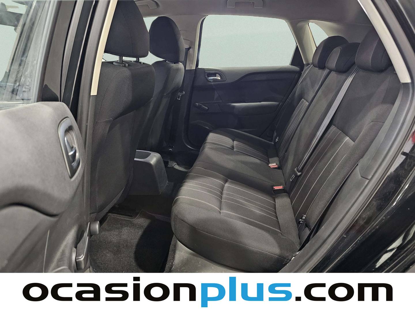 Foto asientos traseros Citroën C4 Citroën C4 BlueHDi 100 Live Edition (99 CV)