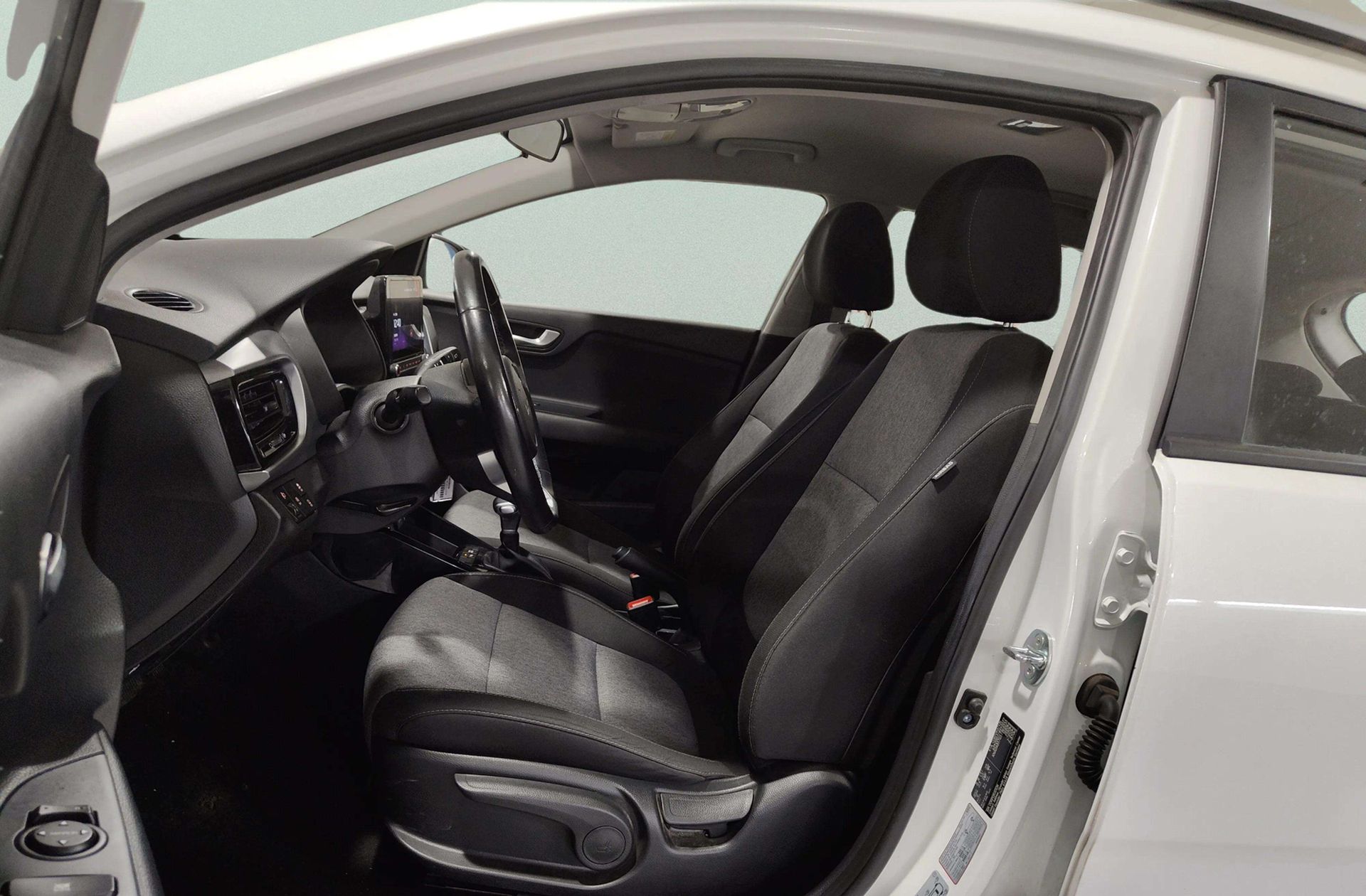 Kia Stonic 1.0 T-GDi Drive - foto 10