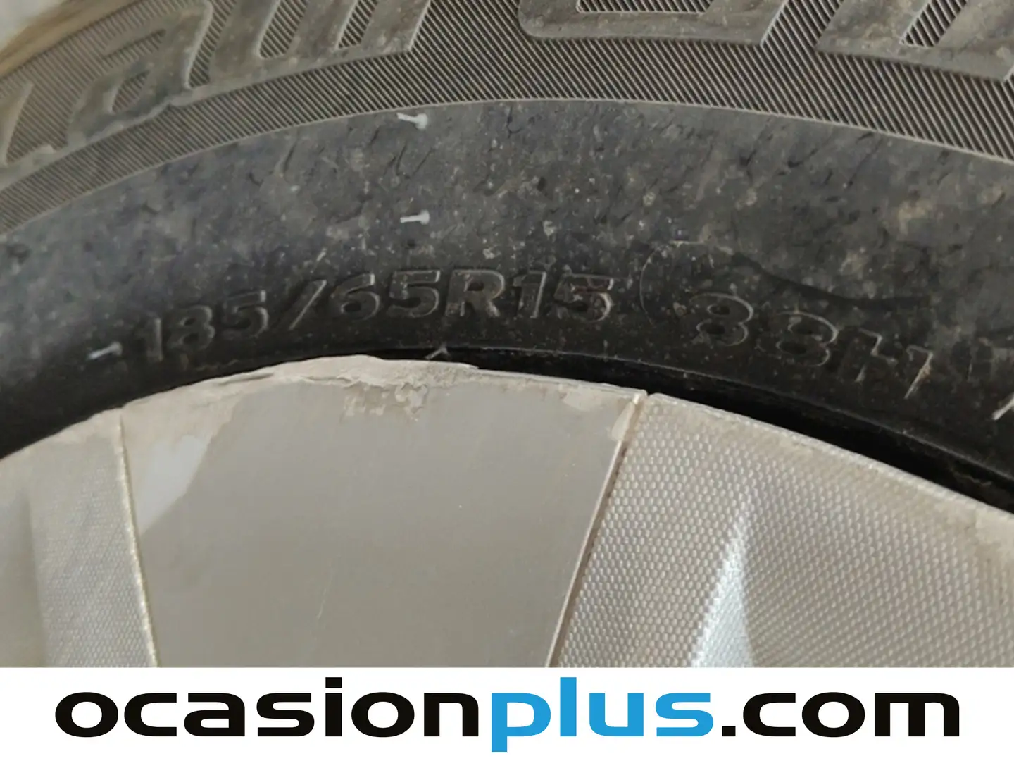 Foto Renault Clio Renault Clio 1.2 Authentique (75 CV)