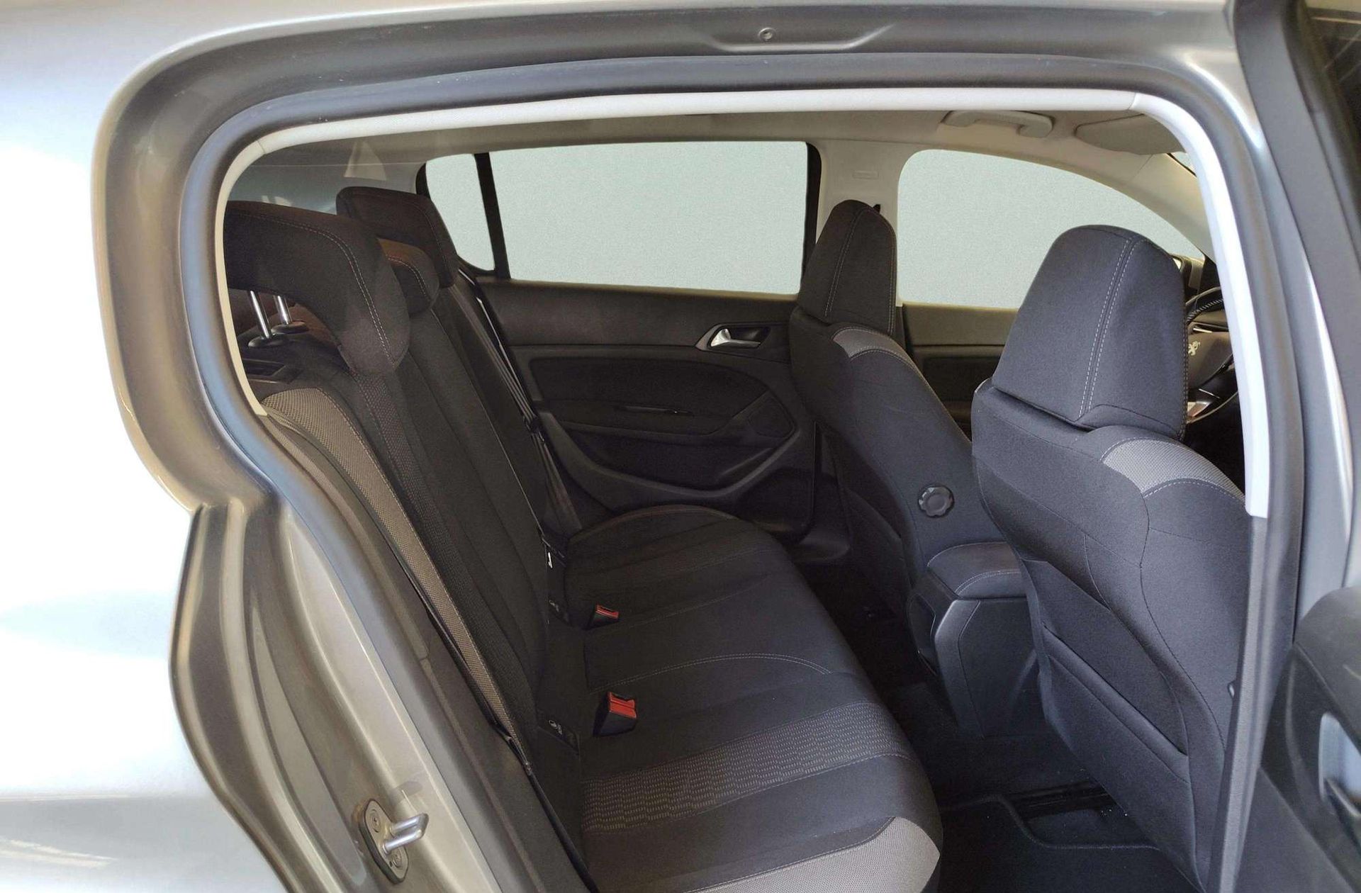 Peugeot 308 PureTech 130 Style - foto 14