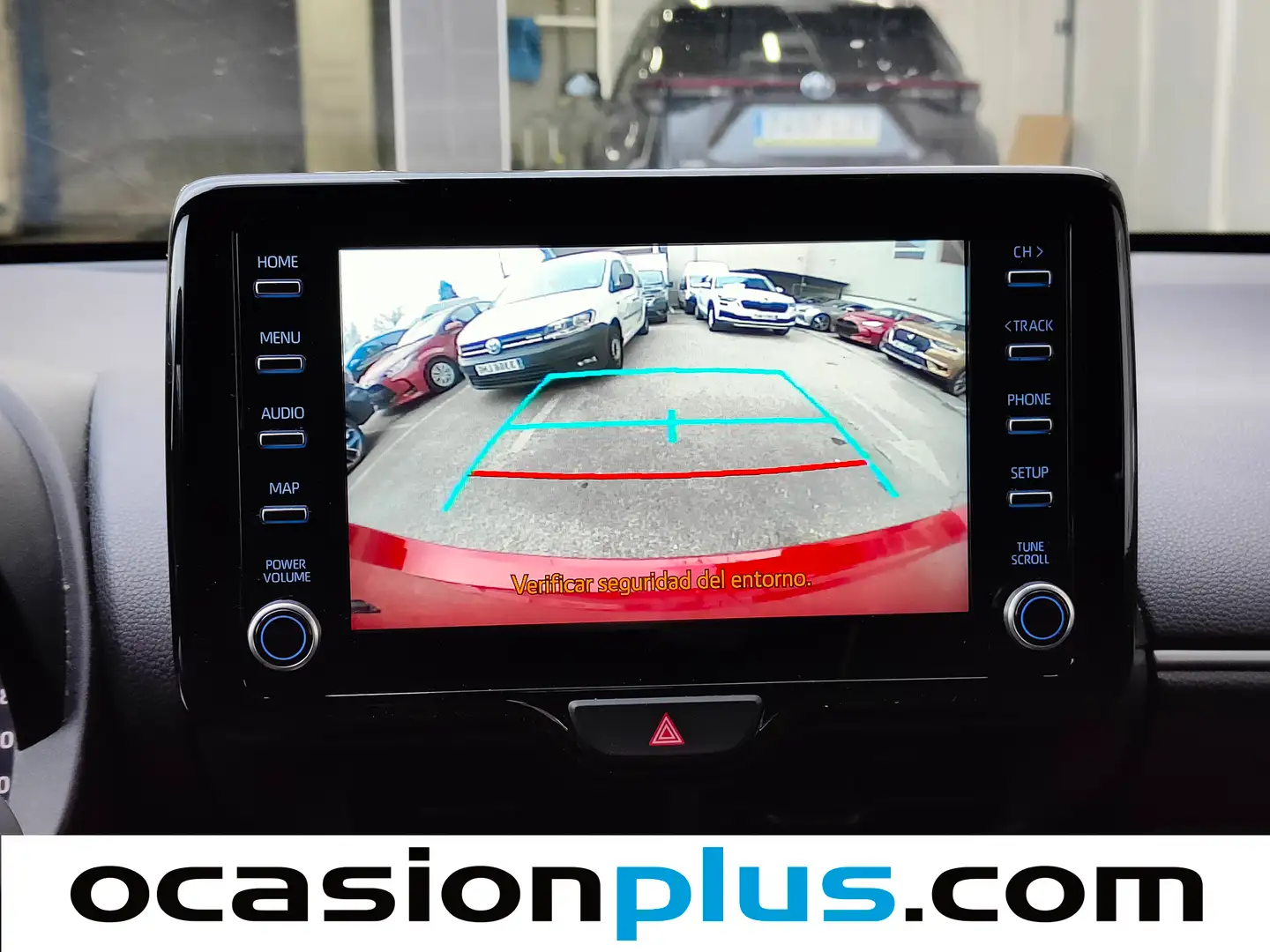 Foto Toyota Yaris Toyota Yaris 120H Business Plus (116 CV)