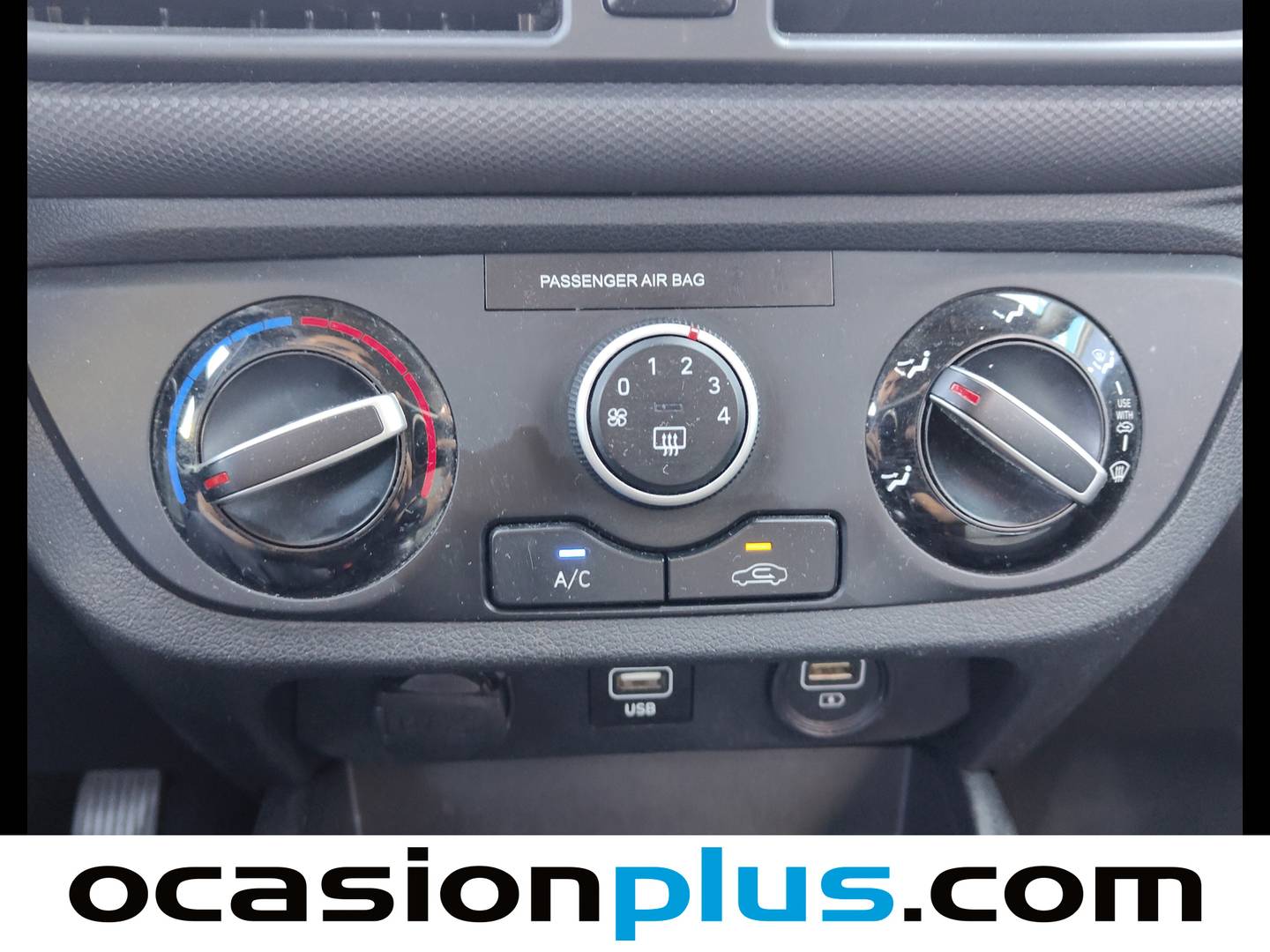 Foto Hyundai i10 Hyundai i10 1.0 Essence (67 CV)