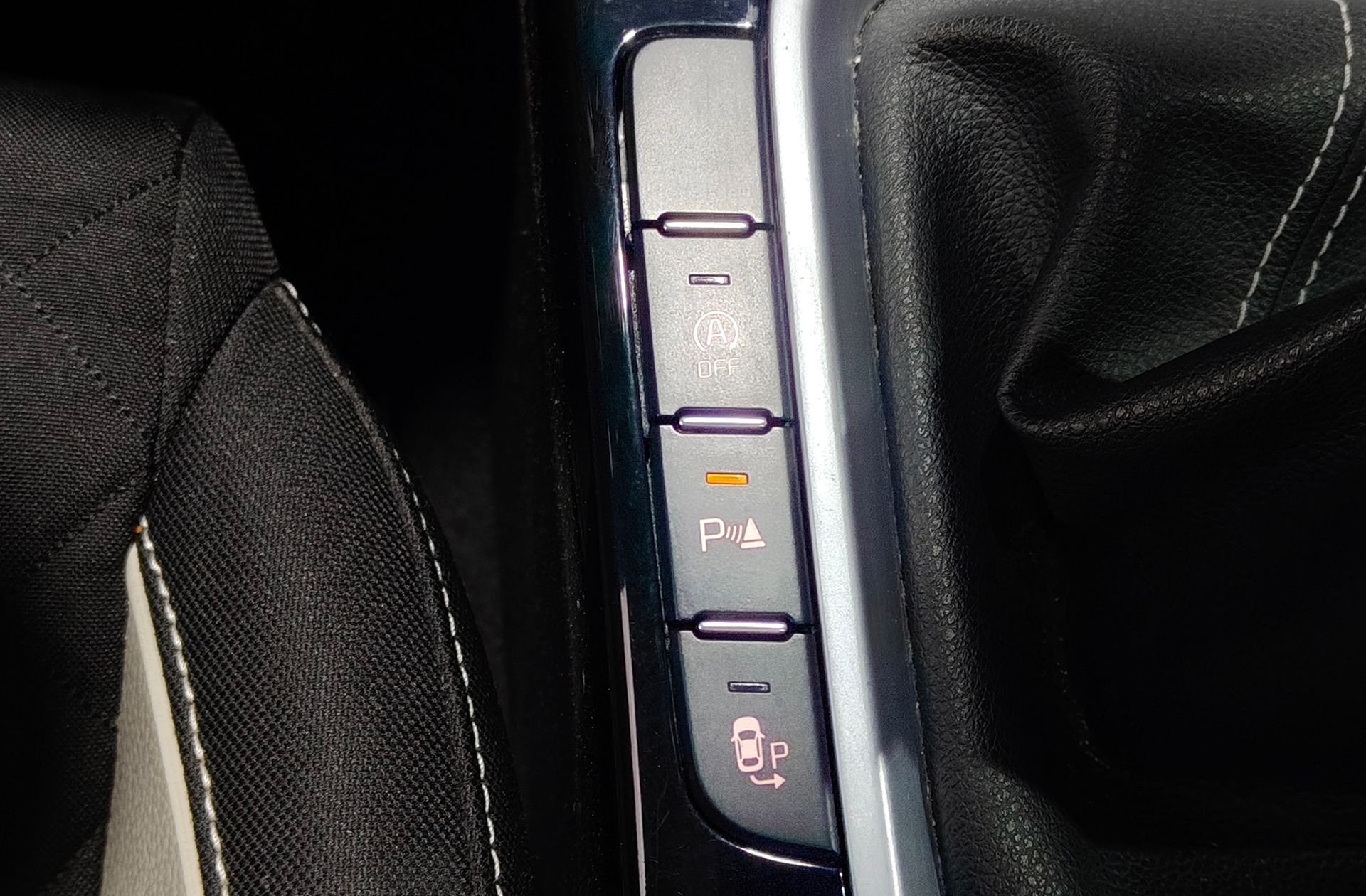 Kia Ceed 1.4 T-GDi GT Line - foto 31