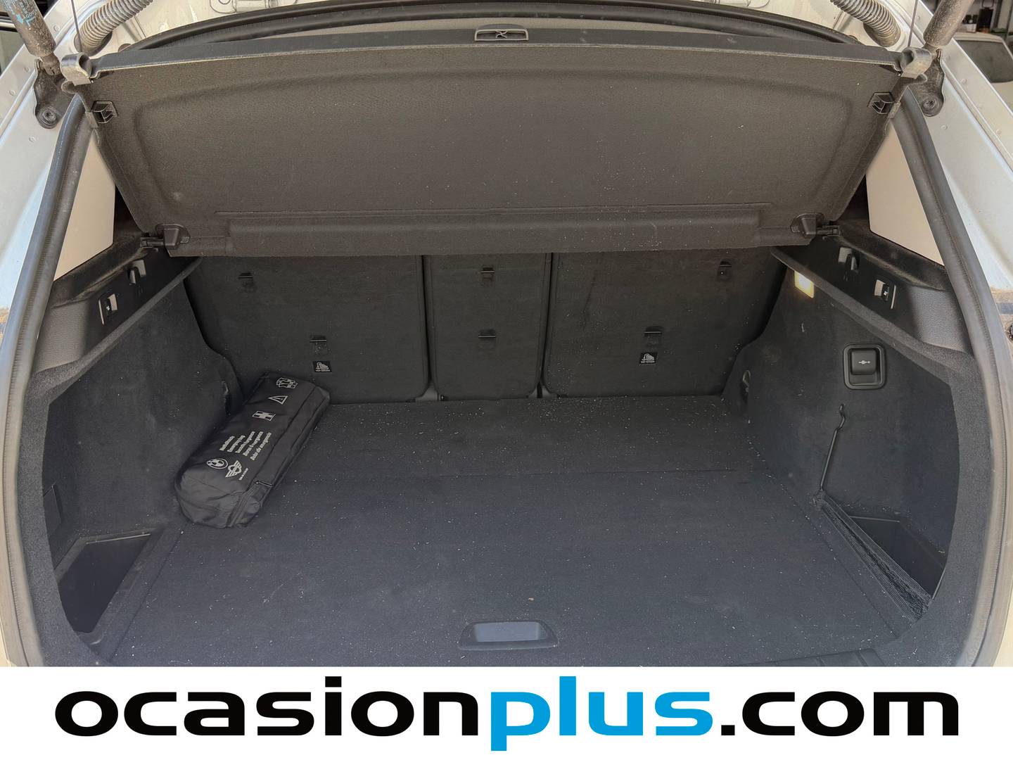 Fotos maletero BMW X1 BMW X1 sDrive18d (150 CV)