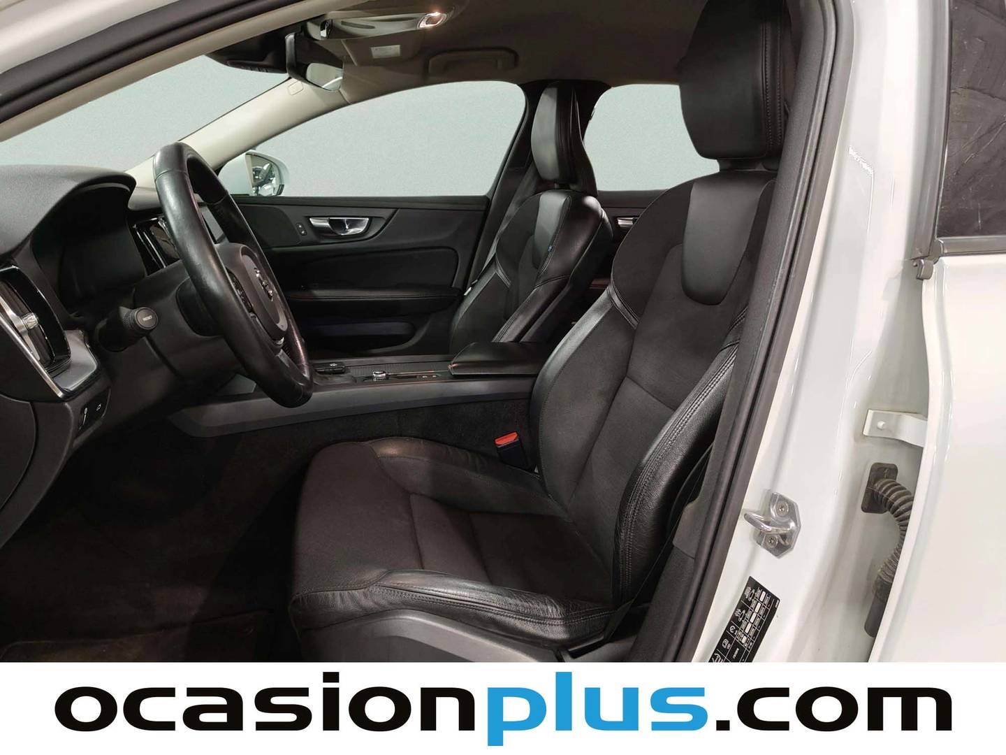 Foto asientos delanteros Volvo V60 Cross Country Volvo V60 Cross Country D4 AWD Auto  (190 CV)