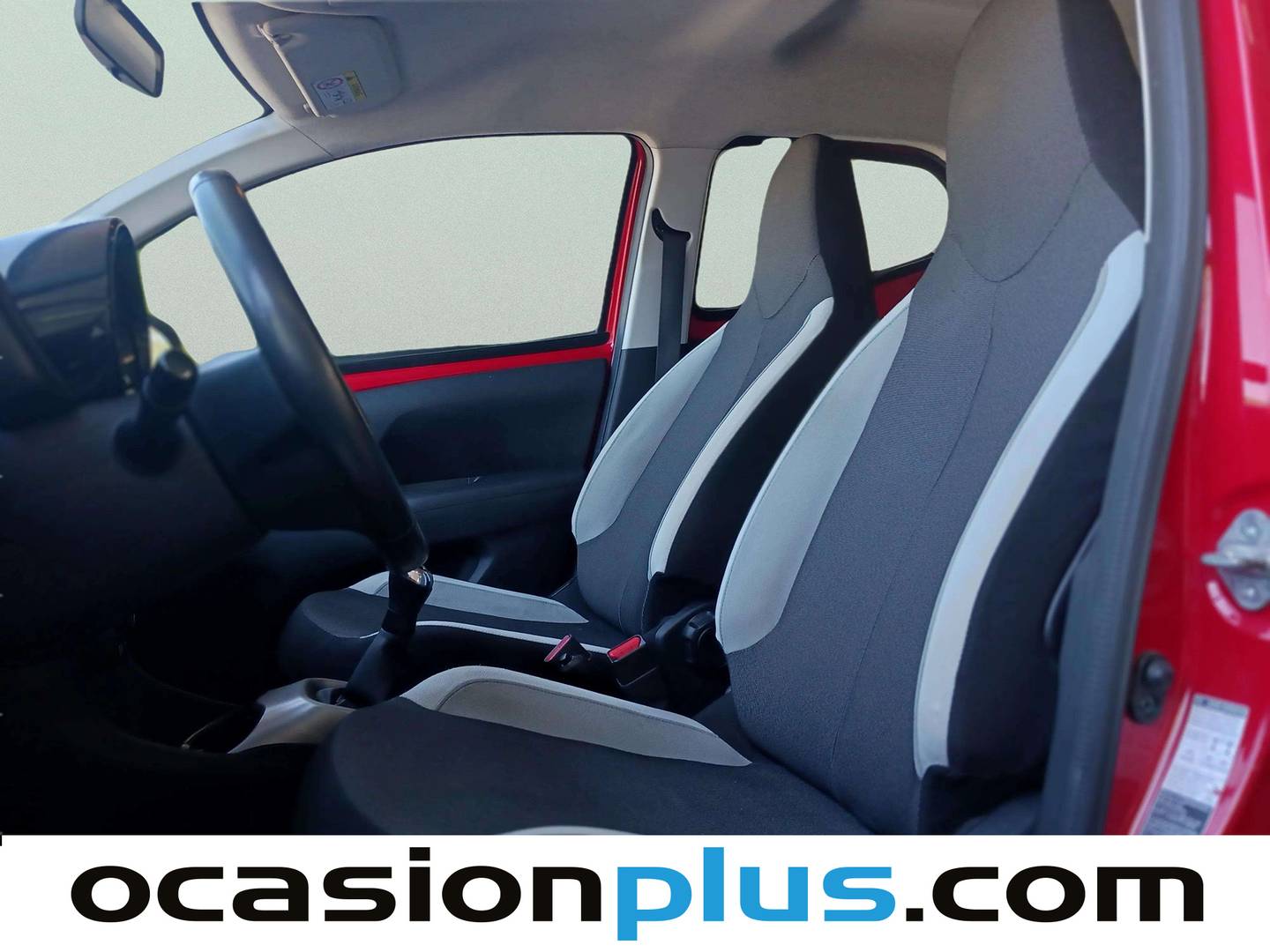 Foto asientos delanteros Toyota Aygo Toyota Aygo 1.0 70 x-play (69 CV)