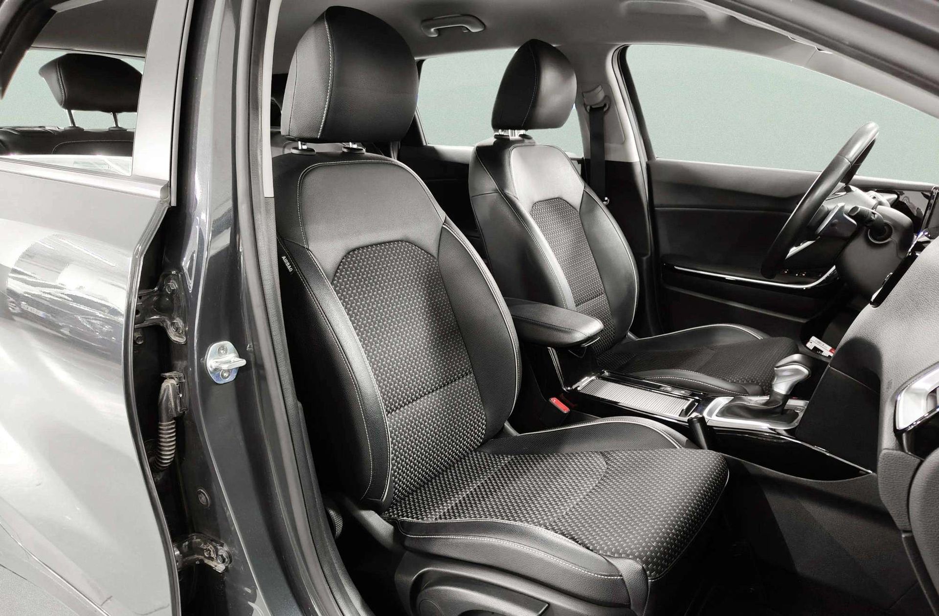 Kia Ceed 1.6 GDi PHEV E-Tech - foto 20