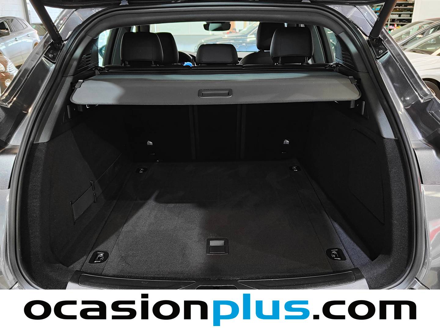 Fotos maletero Maserati Grecale Maserati Grecale 2.0 MHEV GT L4 AWD (300 CV)