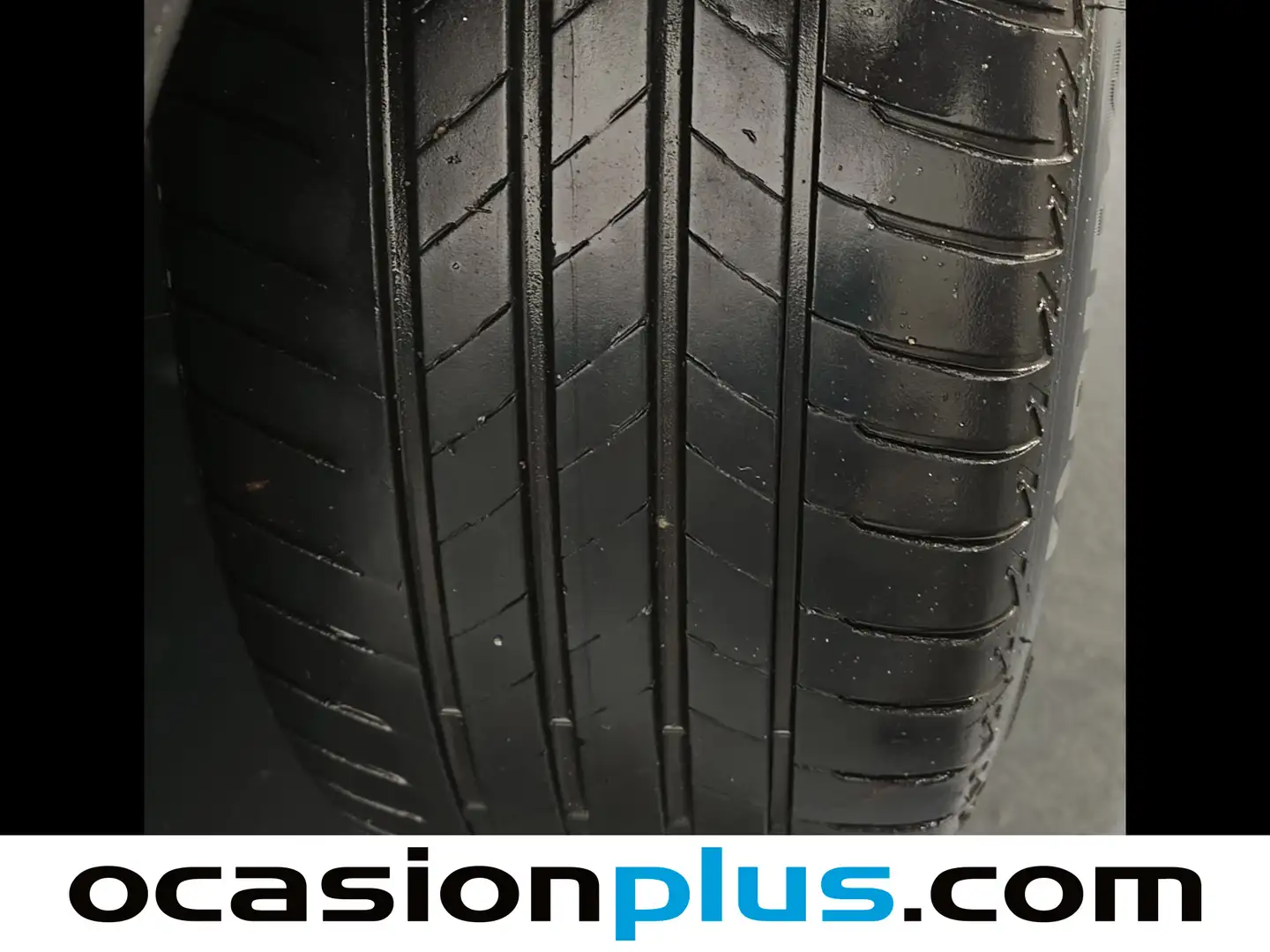 Foto Nissan JUKE Nissan Juke DIG-T N-Connecta 4x2 DCT 84 kW (114 CV)