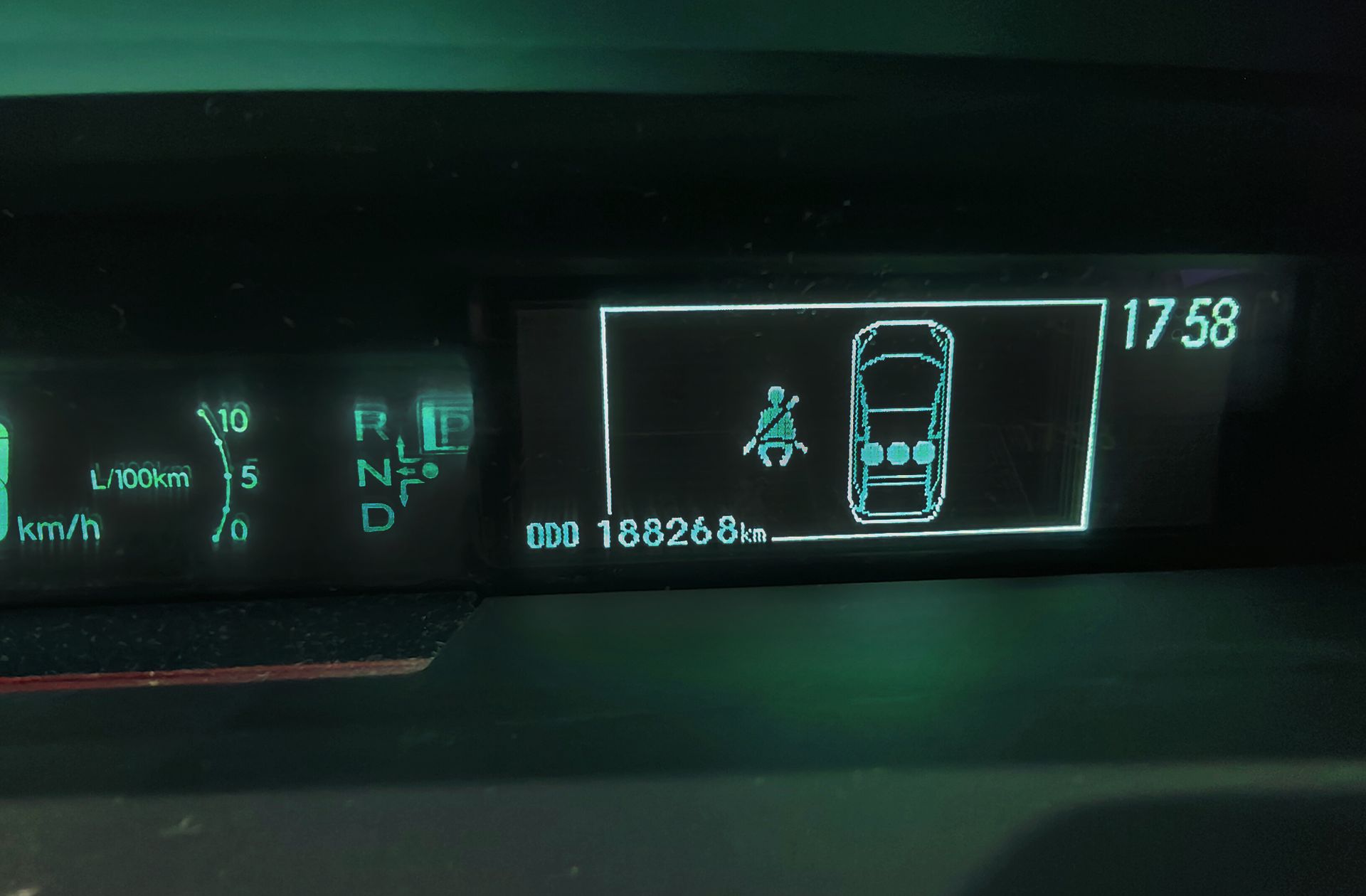 Toyota Prius 1.8 HSD Eco - foto 7