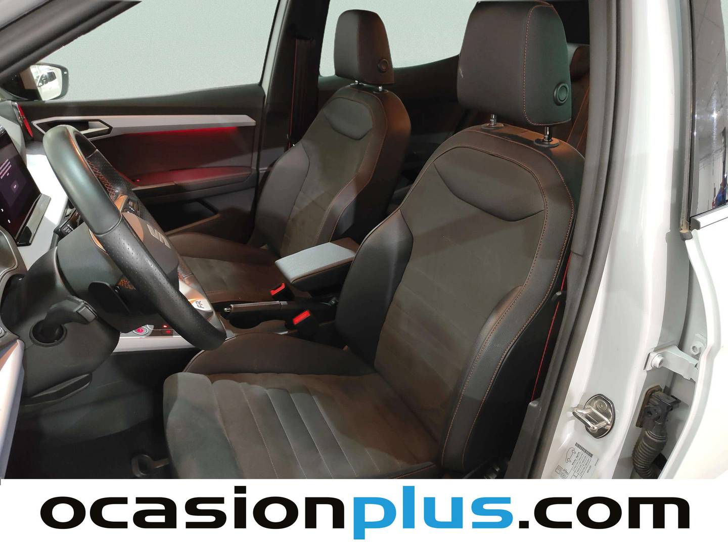 Foto Seat Arona SEAT Arona 1.5 TSI FR XL DSG (150 CV)