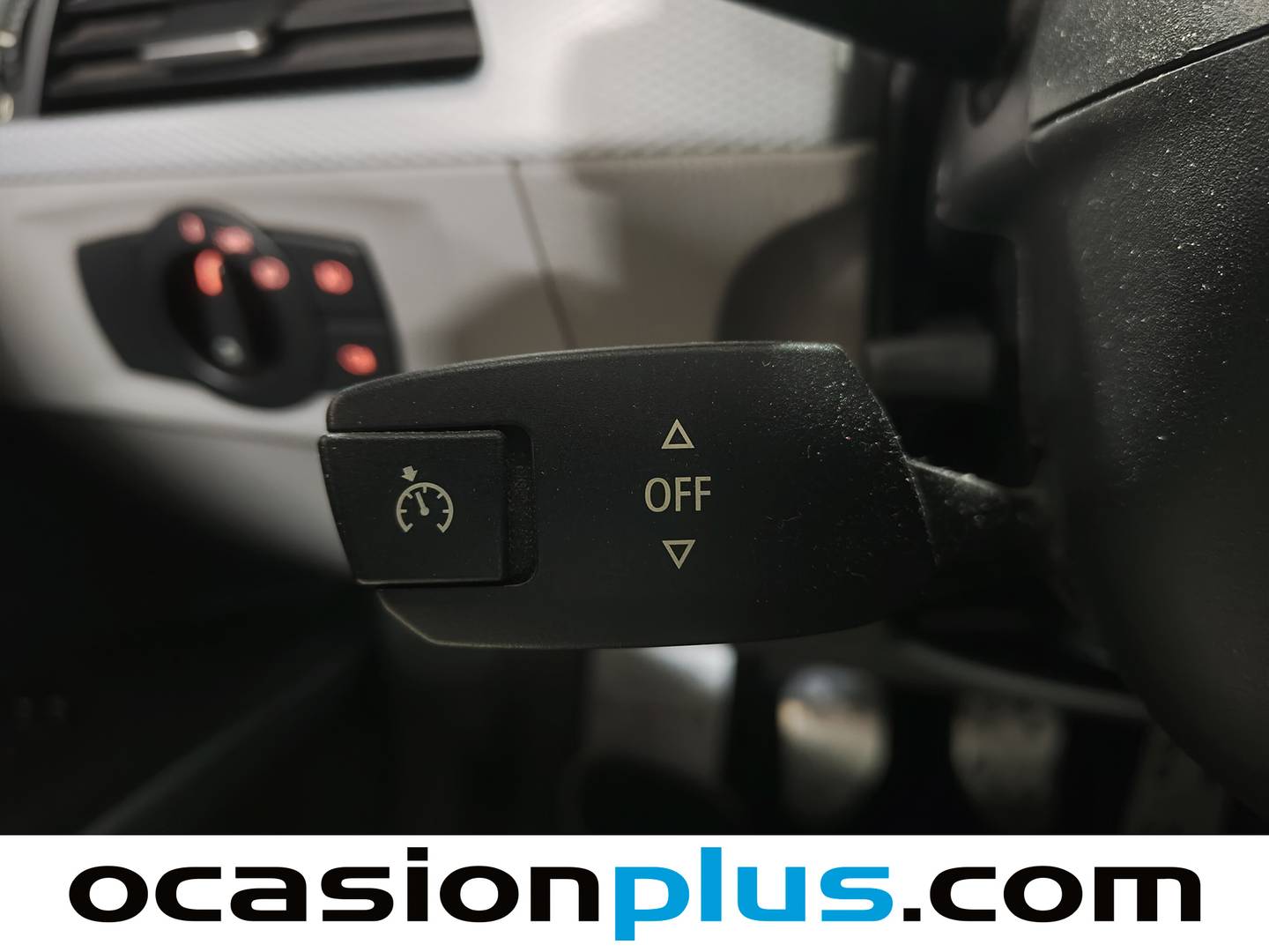 Equipamiento del BMW Serie 3 BMW Serie 3 325i (218 CV)