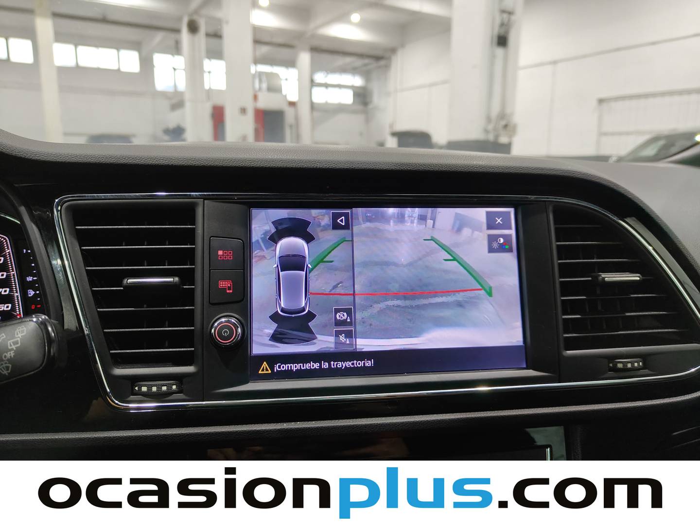 Extras y acabados del Seat León Seat León 2.0 TDI CR S&S FR Fast Edition Plus (150 CV)