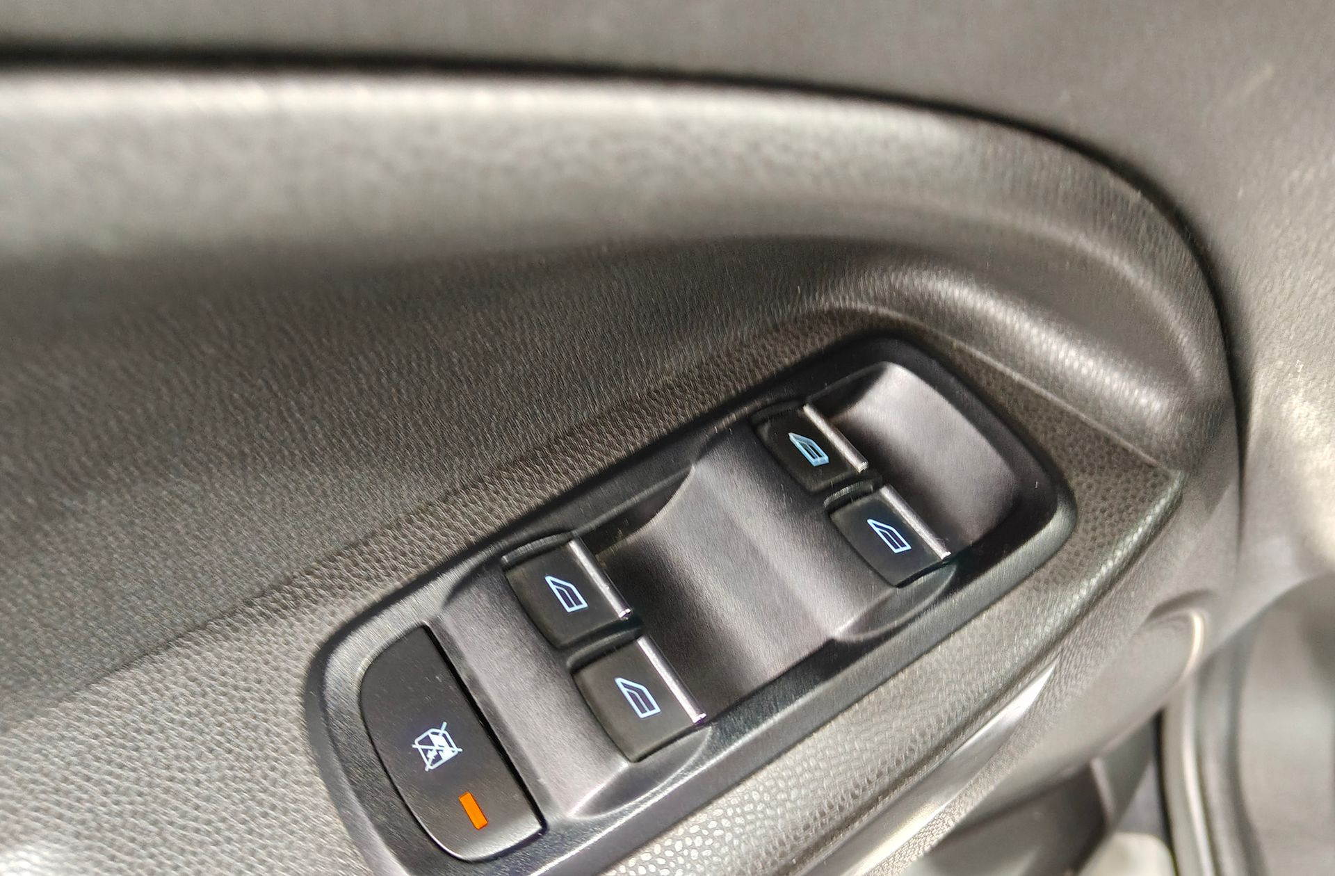 Ford EcoSport 1.5 TDCi Trend - foto 29