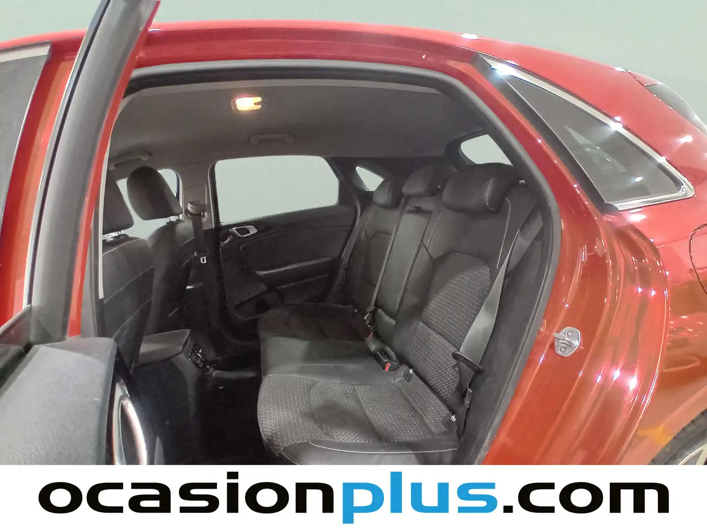 Foto KIA Ceed Kia Ceed 1.4 T-GDi Tech DCT (140 CV)