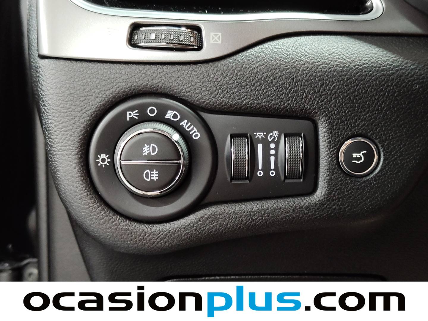 Jeep Cherokee Jeep Cherokee 2.2 CRD Overland 4WD 9AT (195 CV) de ocasión