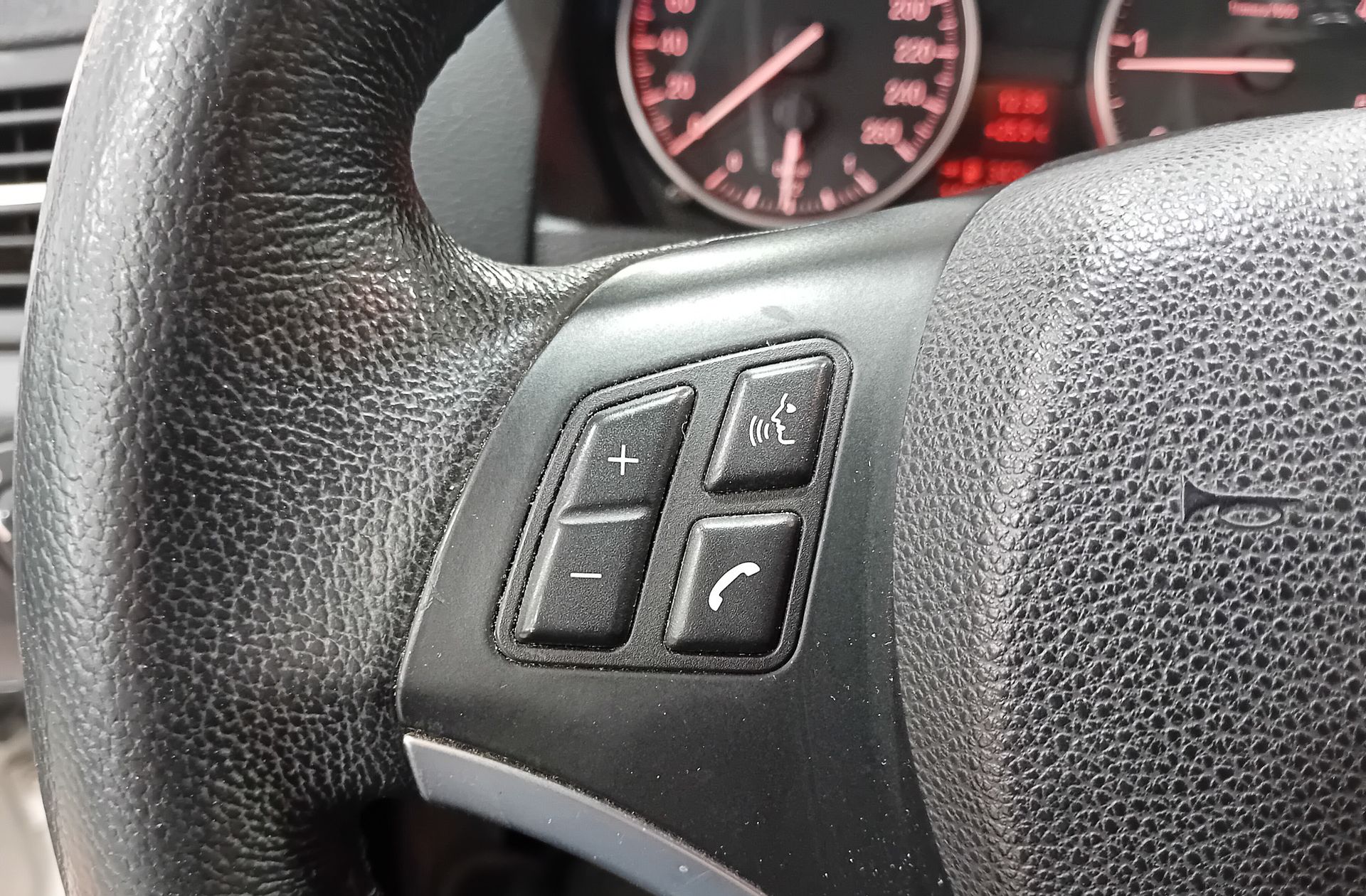 BMW X1 xDrive18d 4x4 - foto 25