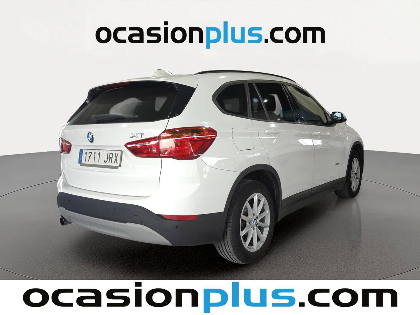 Foto trasera BMW X1 BMW X1 sDrive18d (150 CV) derecha