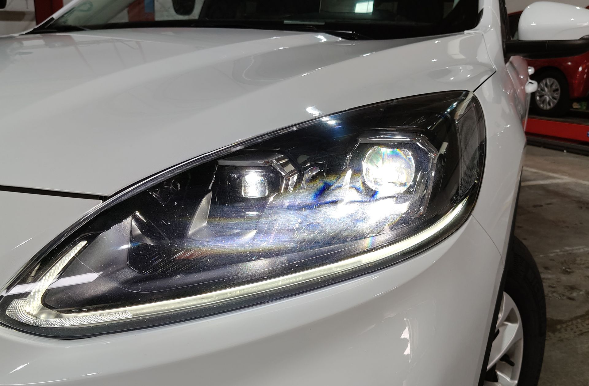 Ford Kuga 1.5 EcoBlue Titanium - foto 17