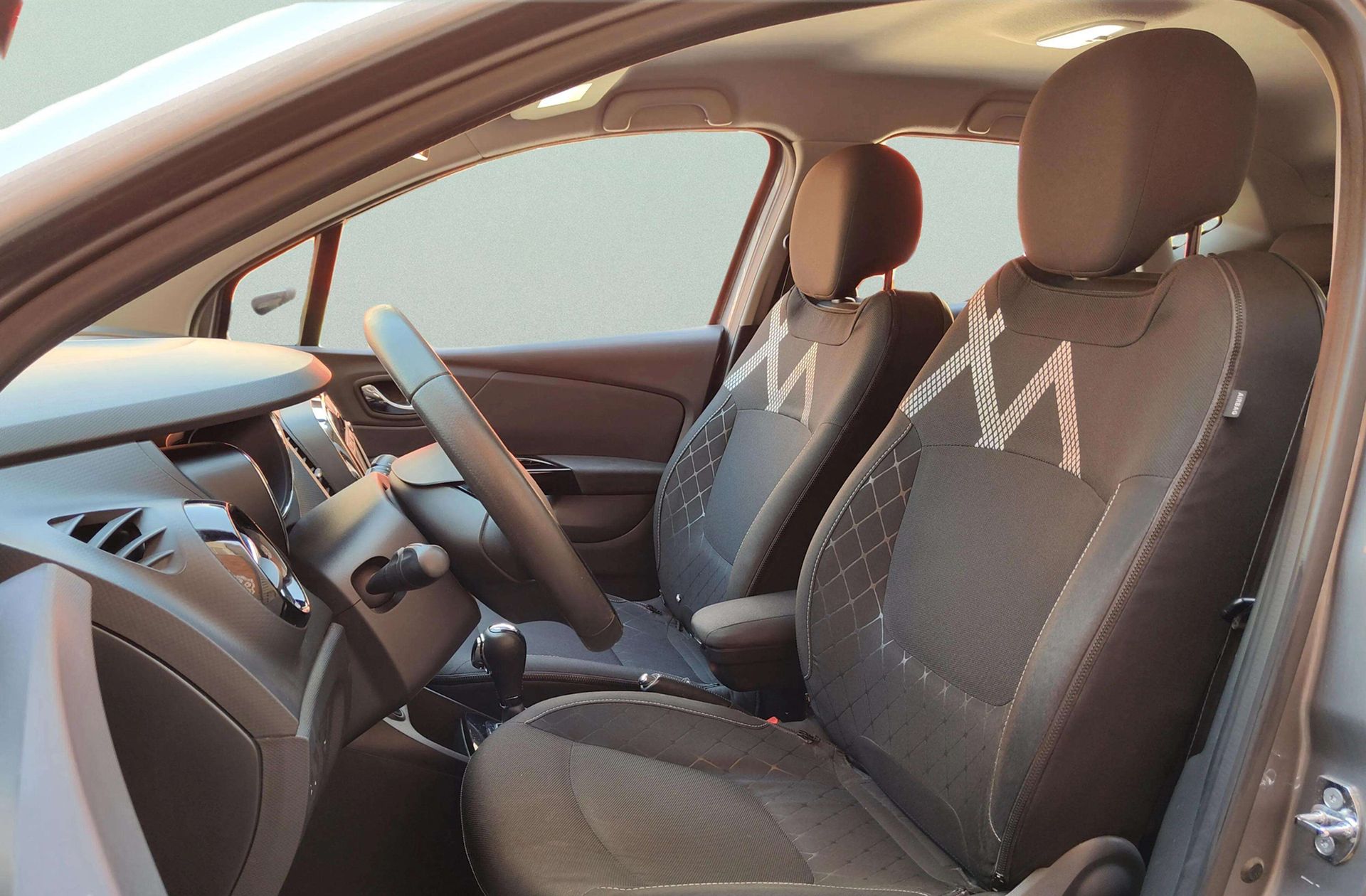 Renault Captur Zen Energy TCe EDC - foto 11