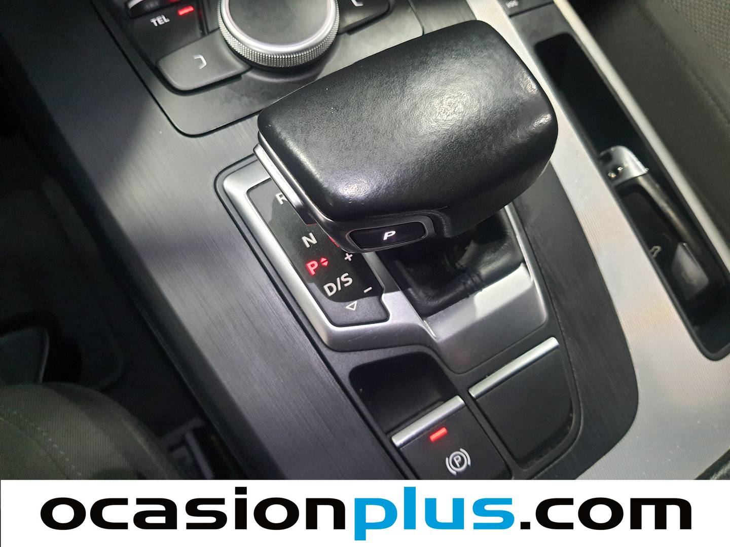 Foto Audi Q5 Audi Q5 Design 2.0 TDI quattro (163 CV) S tronic