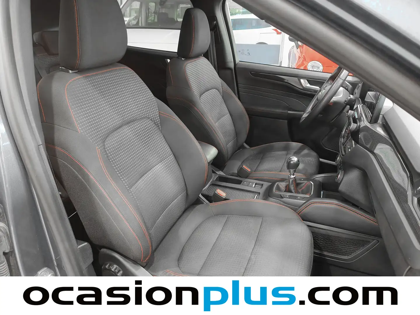 Foto Ford Kuga Ford Kuga 1.5 EcoBlue ST-Line (120 CV)