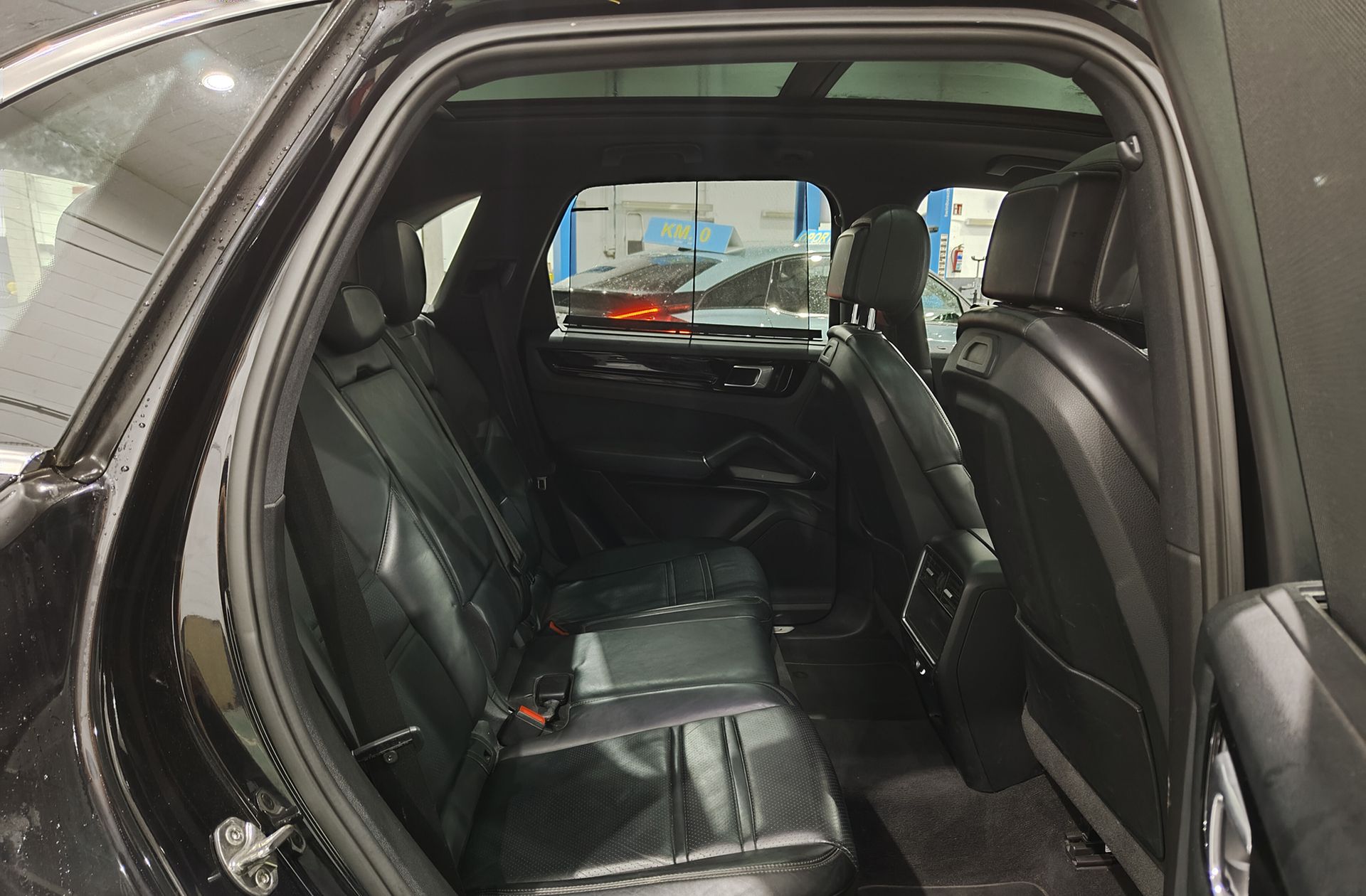 Porsche Cayenne - foto 21