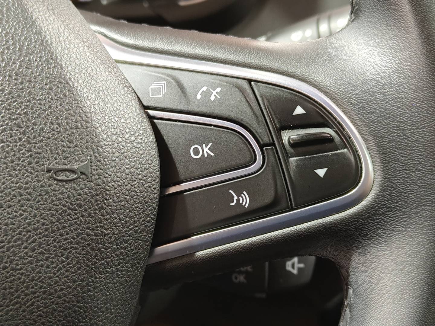 Foto Renault Grand Scénic Renault Grand Scenic Limited TCe (140 CV) EDC GPF 7 Plazas