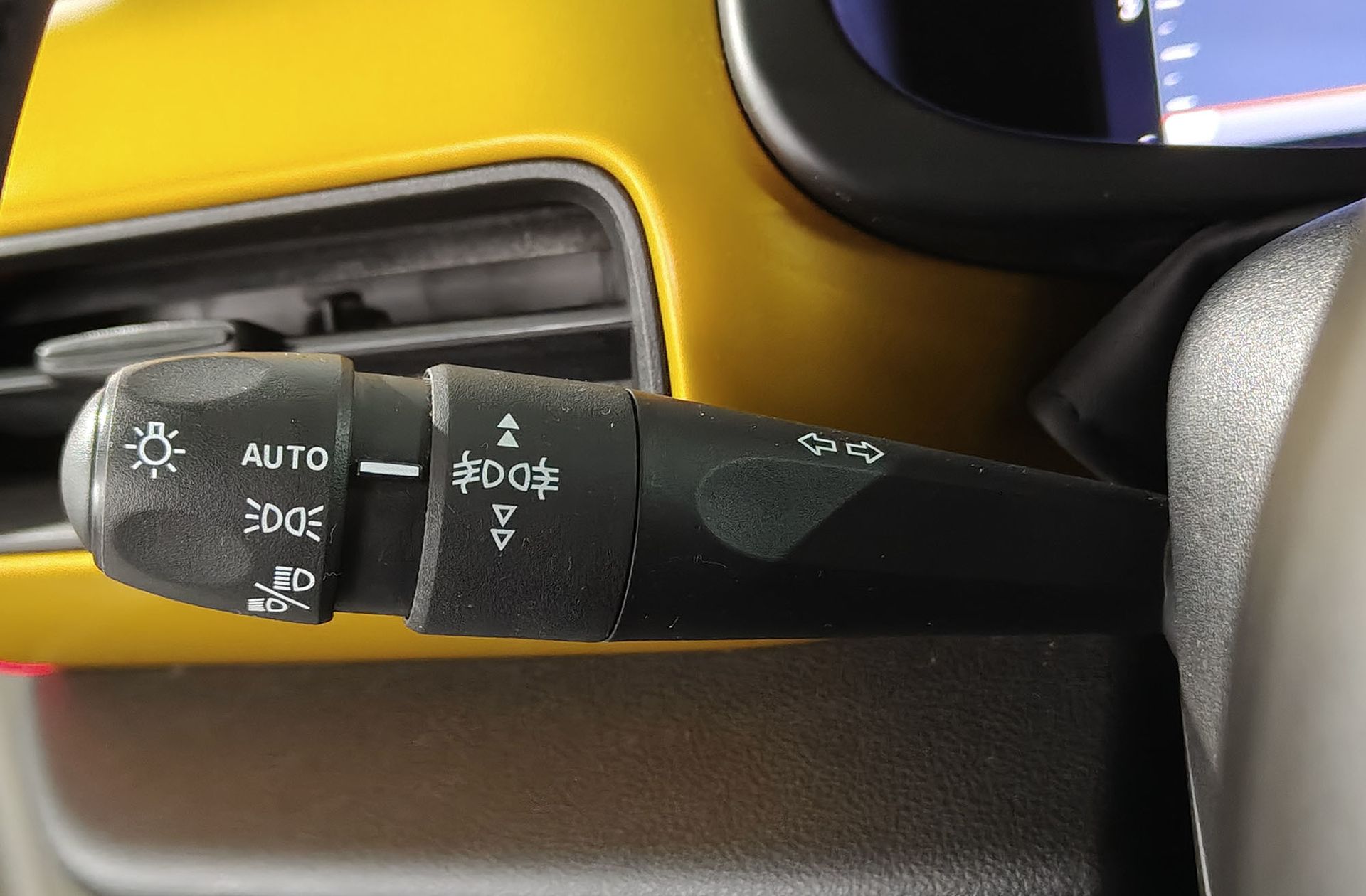 Jeep Avenger 1.2 G Summit - foto 35