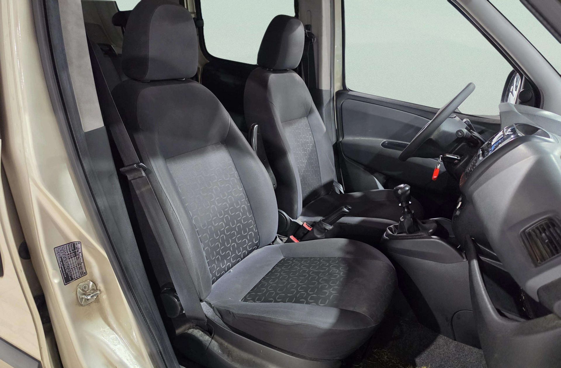 Fiat Doblò Panorama 1.6 MultiJet Dynamic - foto 14