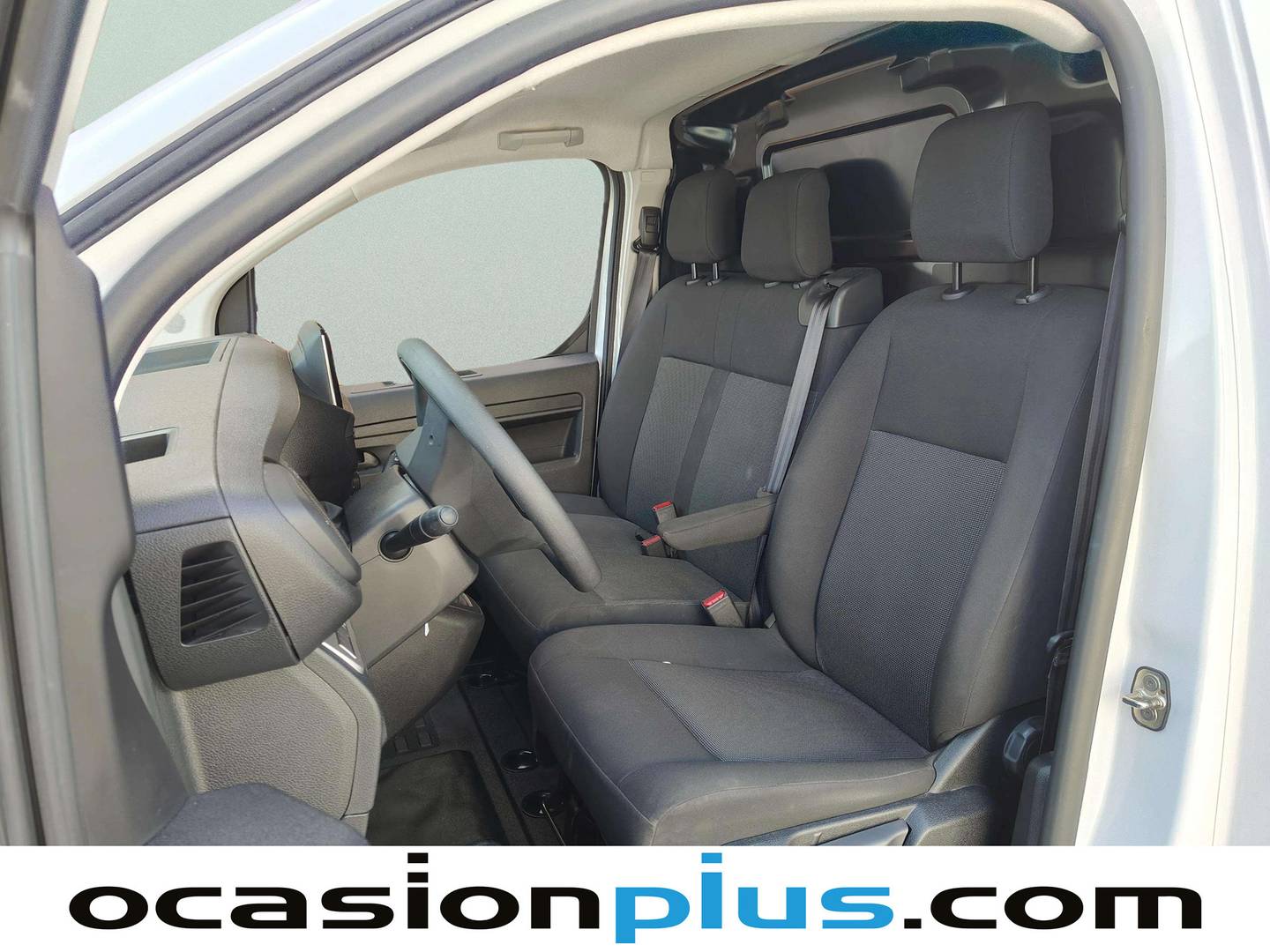 Foto asientos delanteros Opel Vivaro Opel Vivaro Furgon BlueHDi 120 (120 CV)