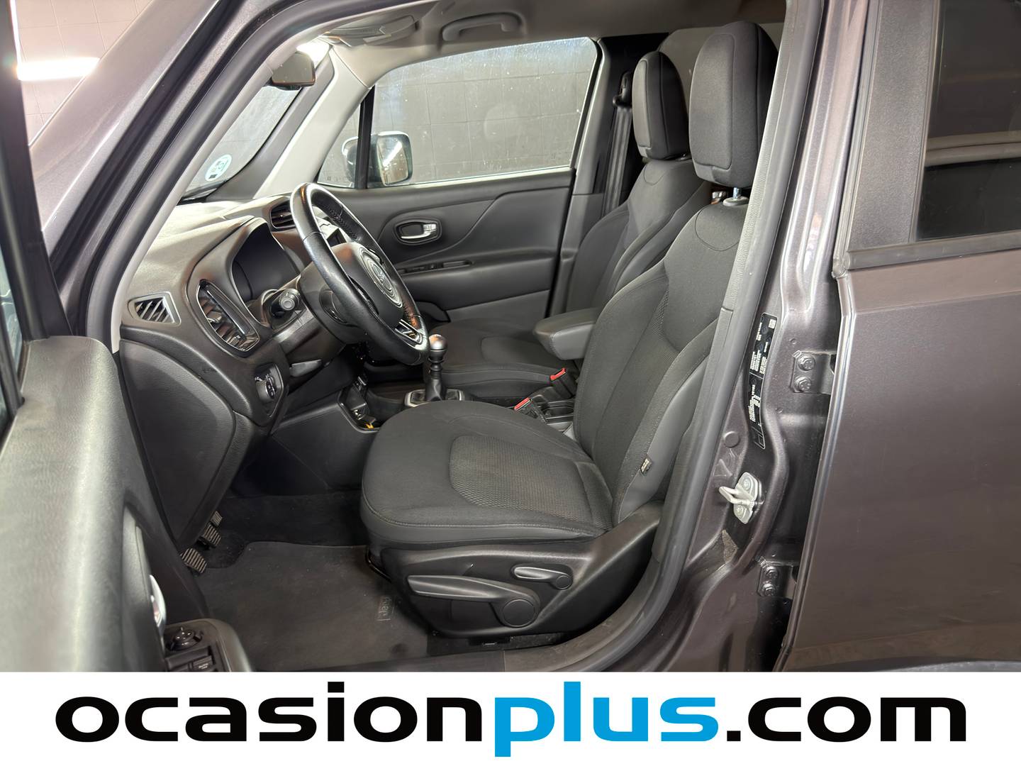 Foto asientos delanteros Jeep Renegade Jeep Renegade 1.0G Night Eagle 4x2 (120 CV)