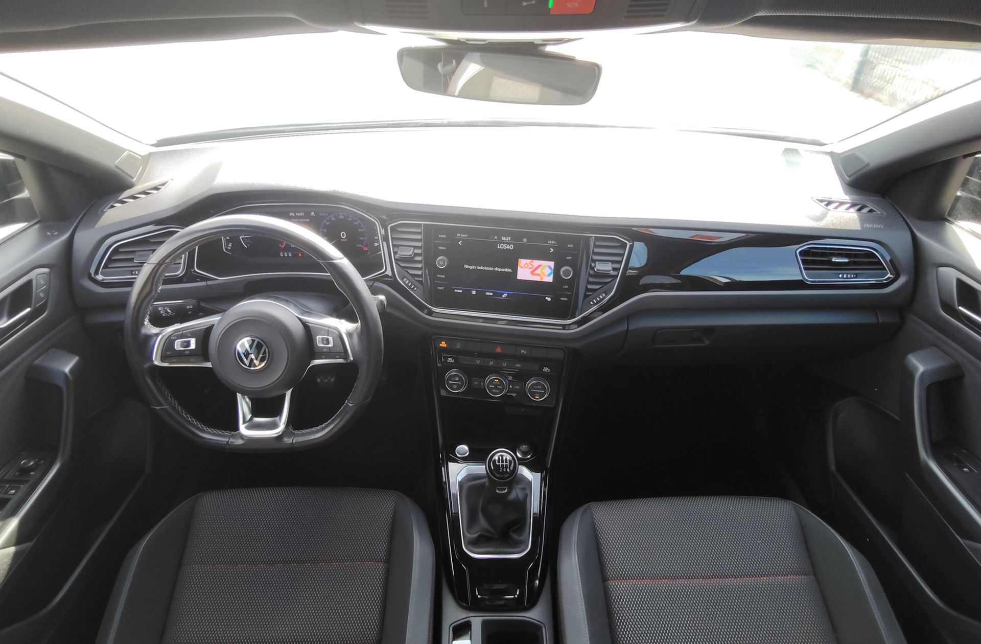 Volkswagen T-Roc Sport 1.5 TSI - foto 6