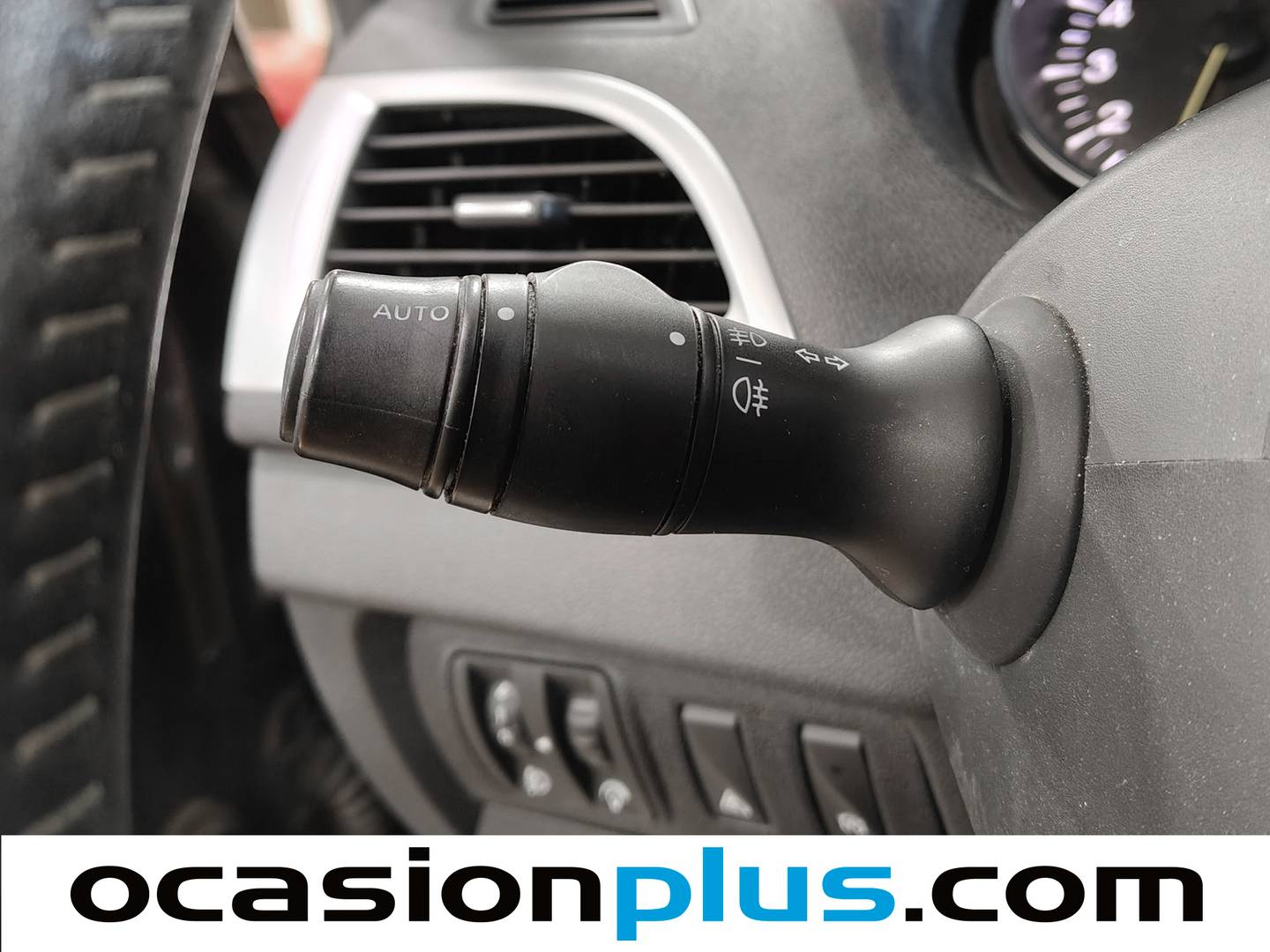 Extras y acabados del Renault Mégane Renault Megane TCe 115 S&S Dynamique Energy (115 CV)