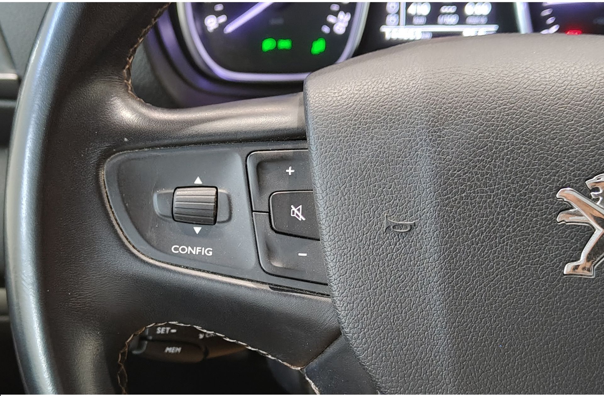 Peugeot Traveller BlueHDi 150 Allure Standard 9 plazas - foto 35