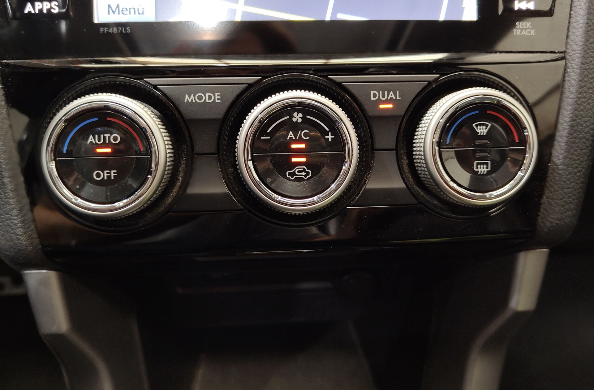 Subaru Forester 2.0 TD Executive Plus Lineartronic - foto 42