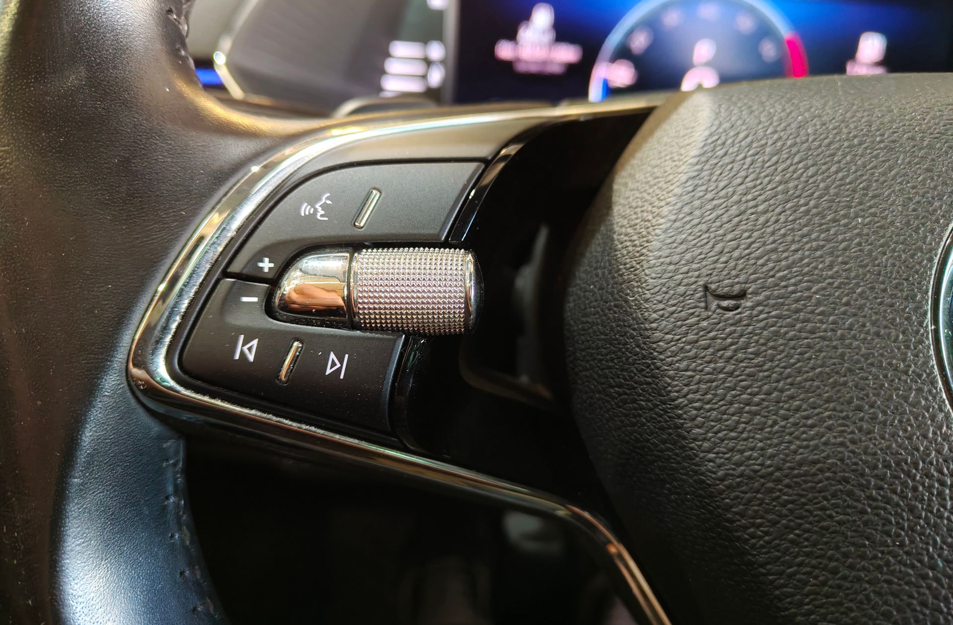 Škoda Superb 1.5 TSI Style DSG - foto 32