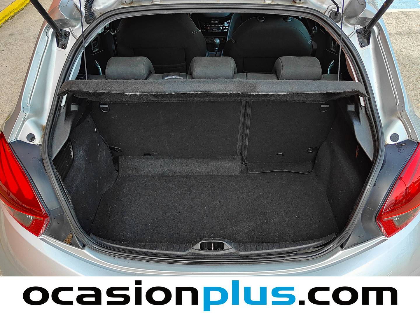 Fotos maletero Peugeot 208 Peugeot 208 PureTech 110 S&S Allure EAT6 (110 CV)