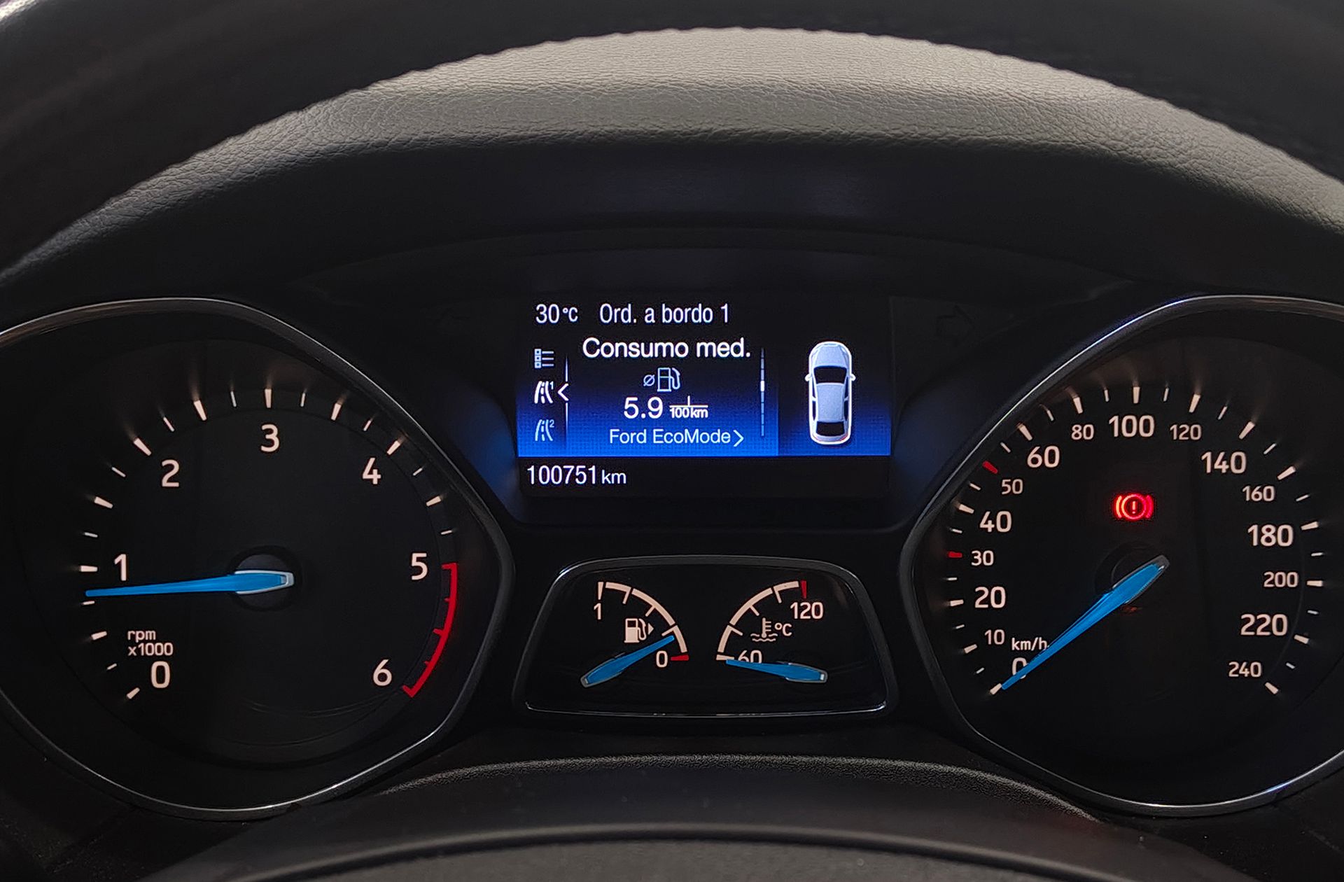 Ford Focus 1.6 TDCi Trend+ - foto 17