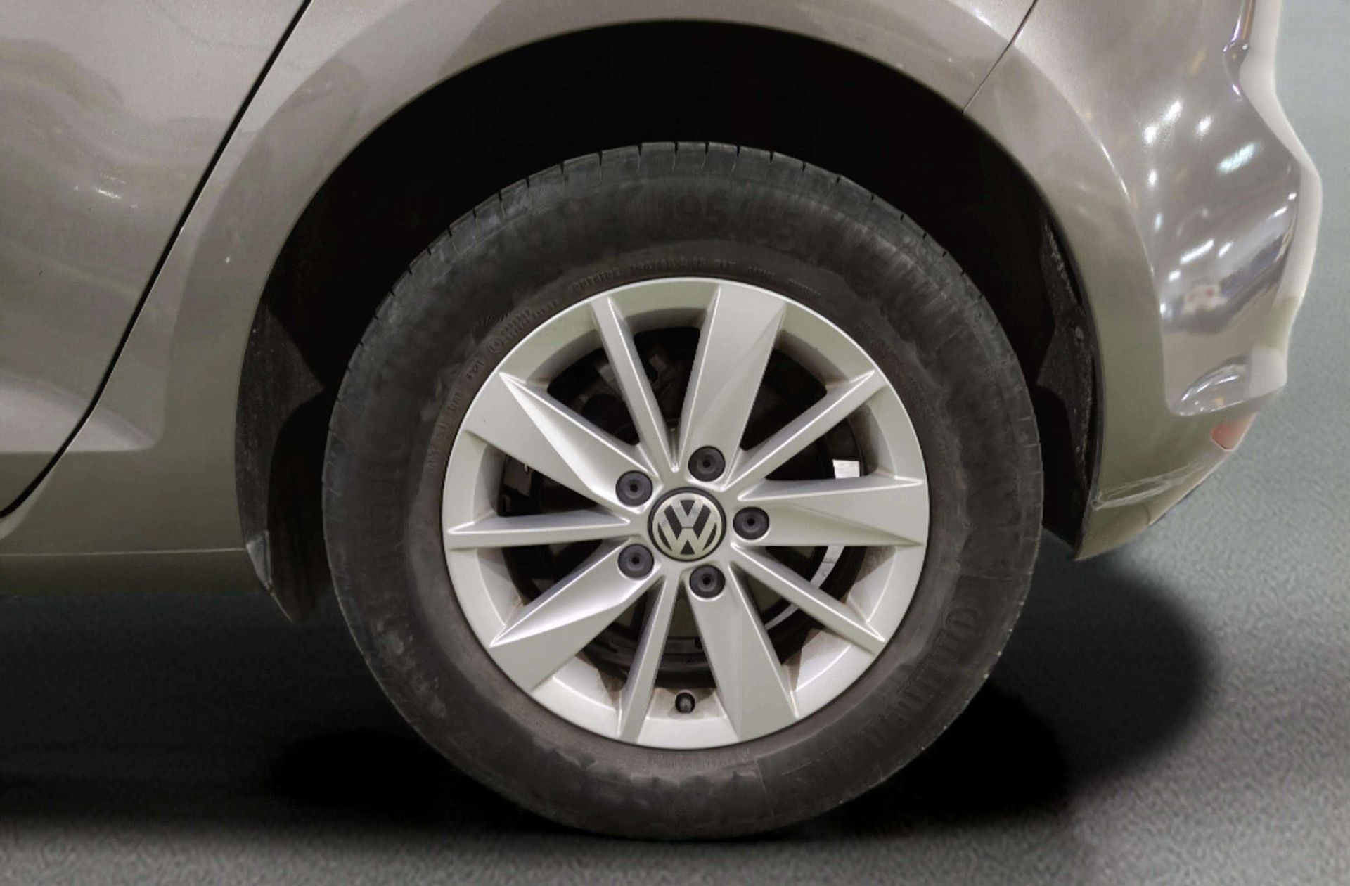 Volkswagen Golf Business 1.6 TDI BMT - foto 26