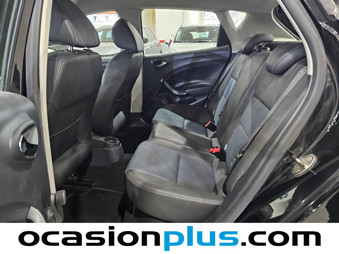Foto asientos traseros Seat Ibiza SEAT Ibiza 1.2 TSI Style ITech 30 Aniversario (85 CV)